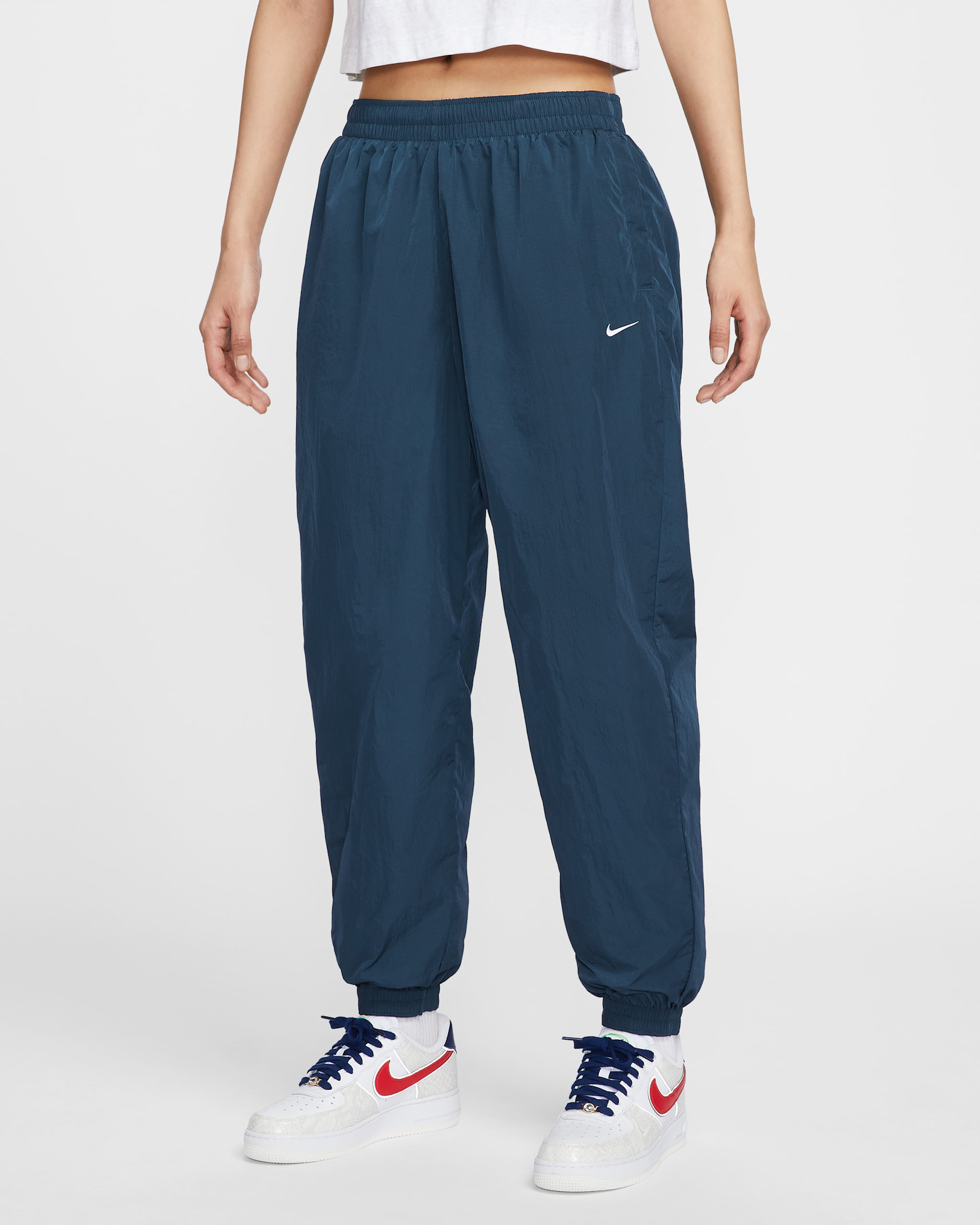 Nike Sportswear Essential Women's Mid-Rise Oversized Woven Joggers - Armoury Navy/White