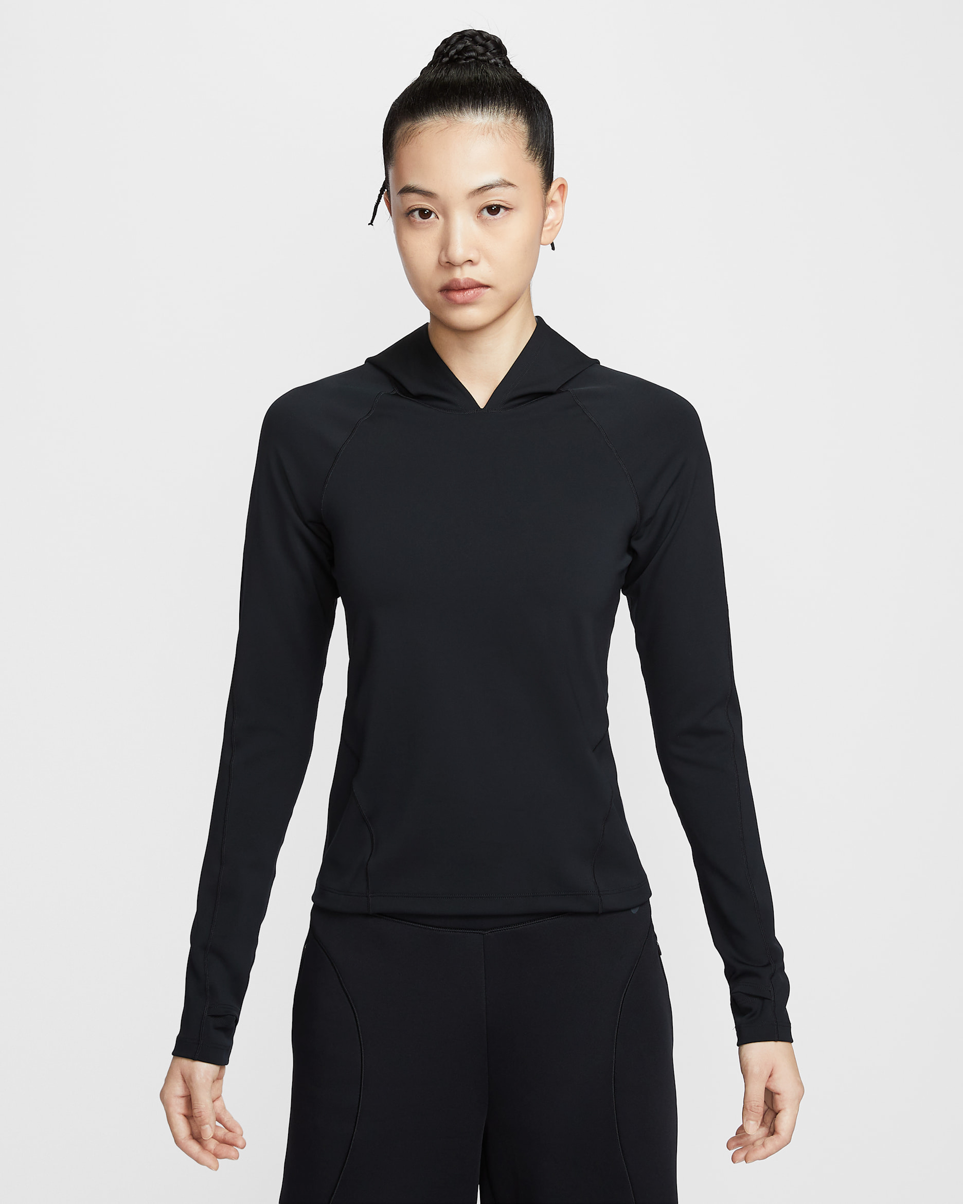 ナイキ ユニバーサ ウィメンズ Dri-FIT スリム フーデッド ロングスリーブ トップ - ブラック/アンスラサイト/ブラック/ダークスモークグレー