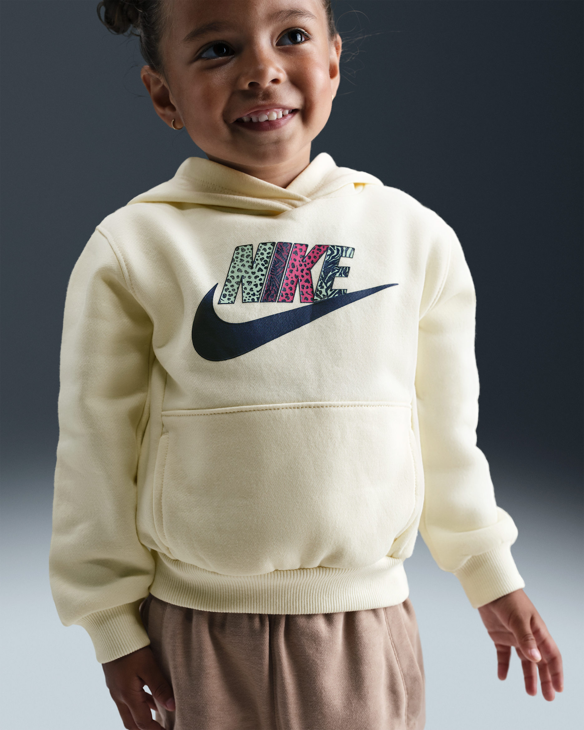 Sudadera con gorro sin cierre infantil Nike Wild Warmth - Perla suave