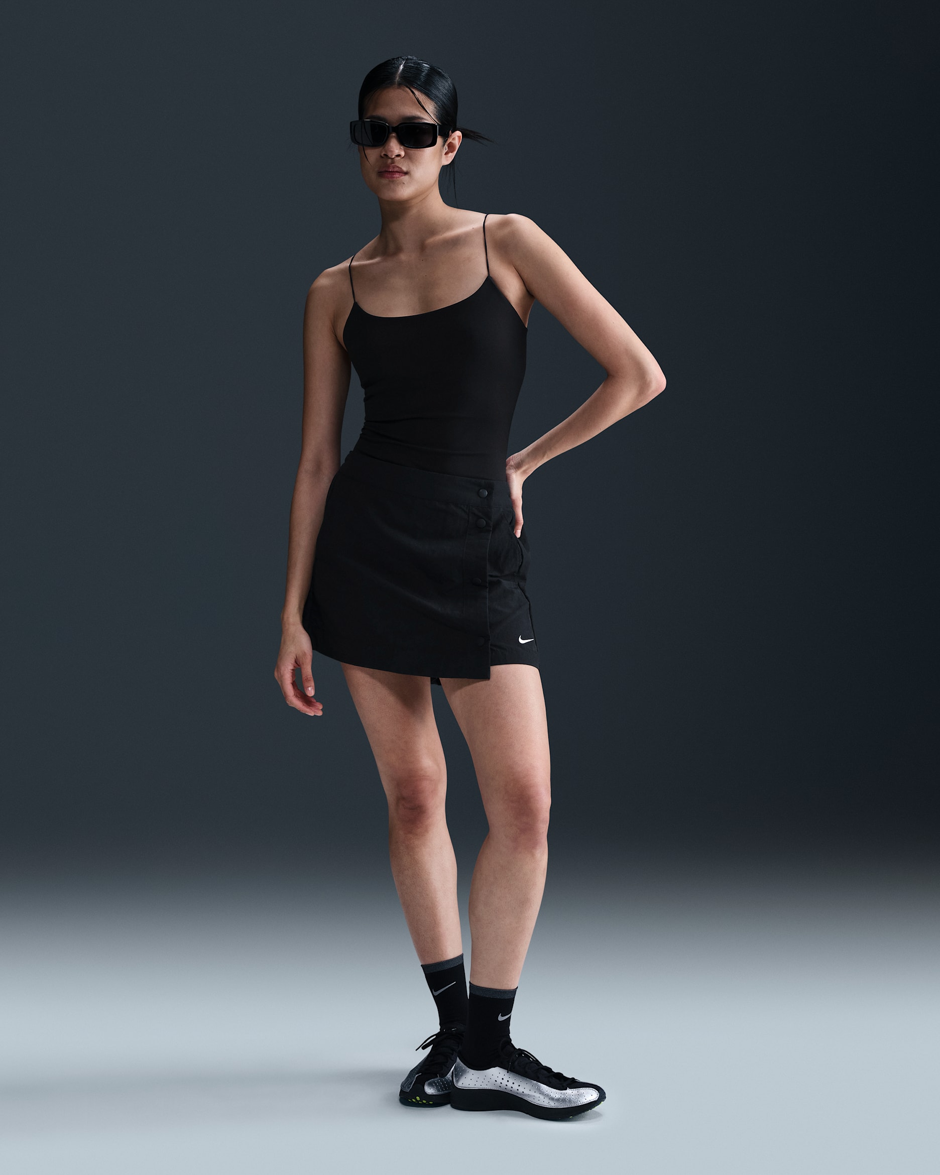 Nike Sportswear Essential Women's Woven Skort - Black/White