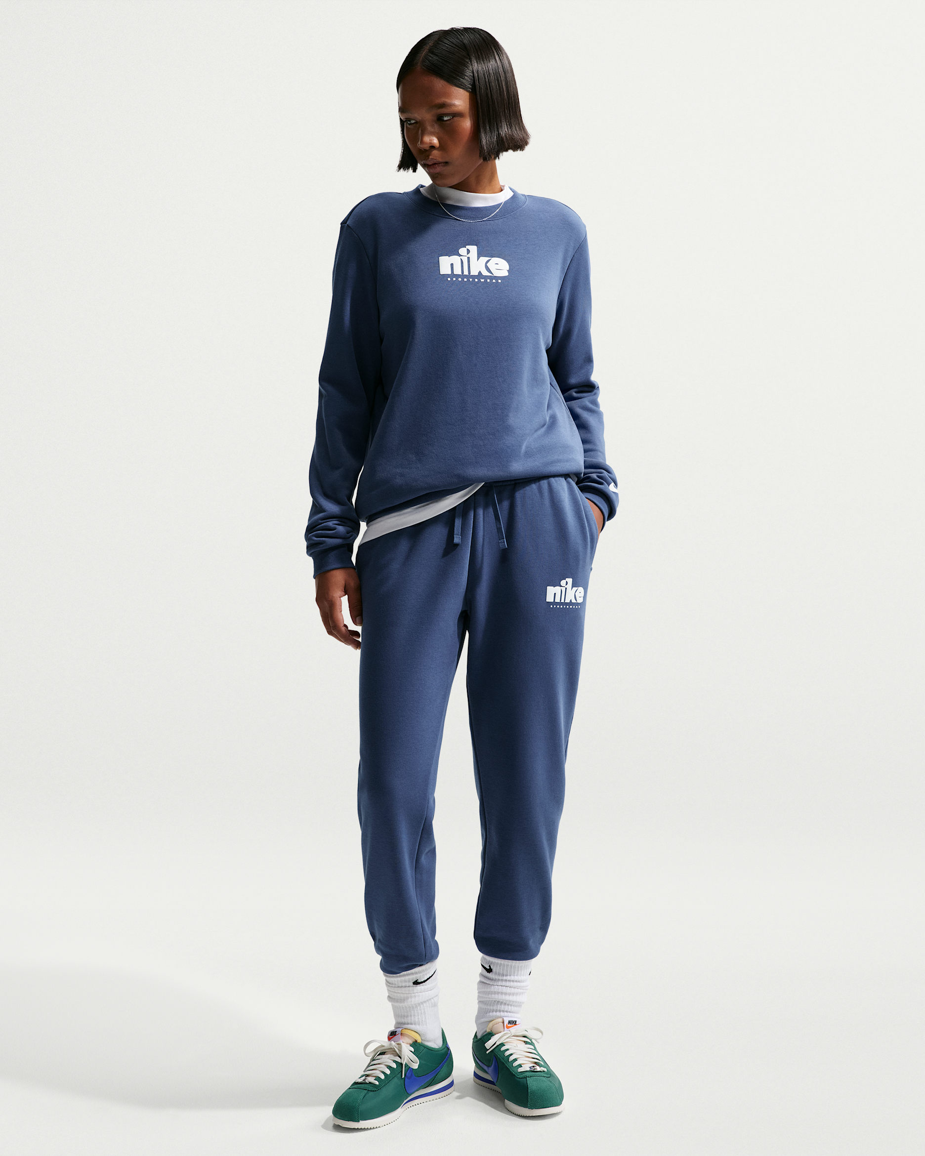 Nike Sportswear Club Fleece Grafikli Normal Belli Kadın Eşofman Altı - Mystic Navy/Beyaz