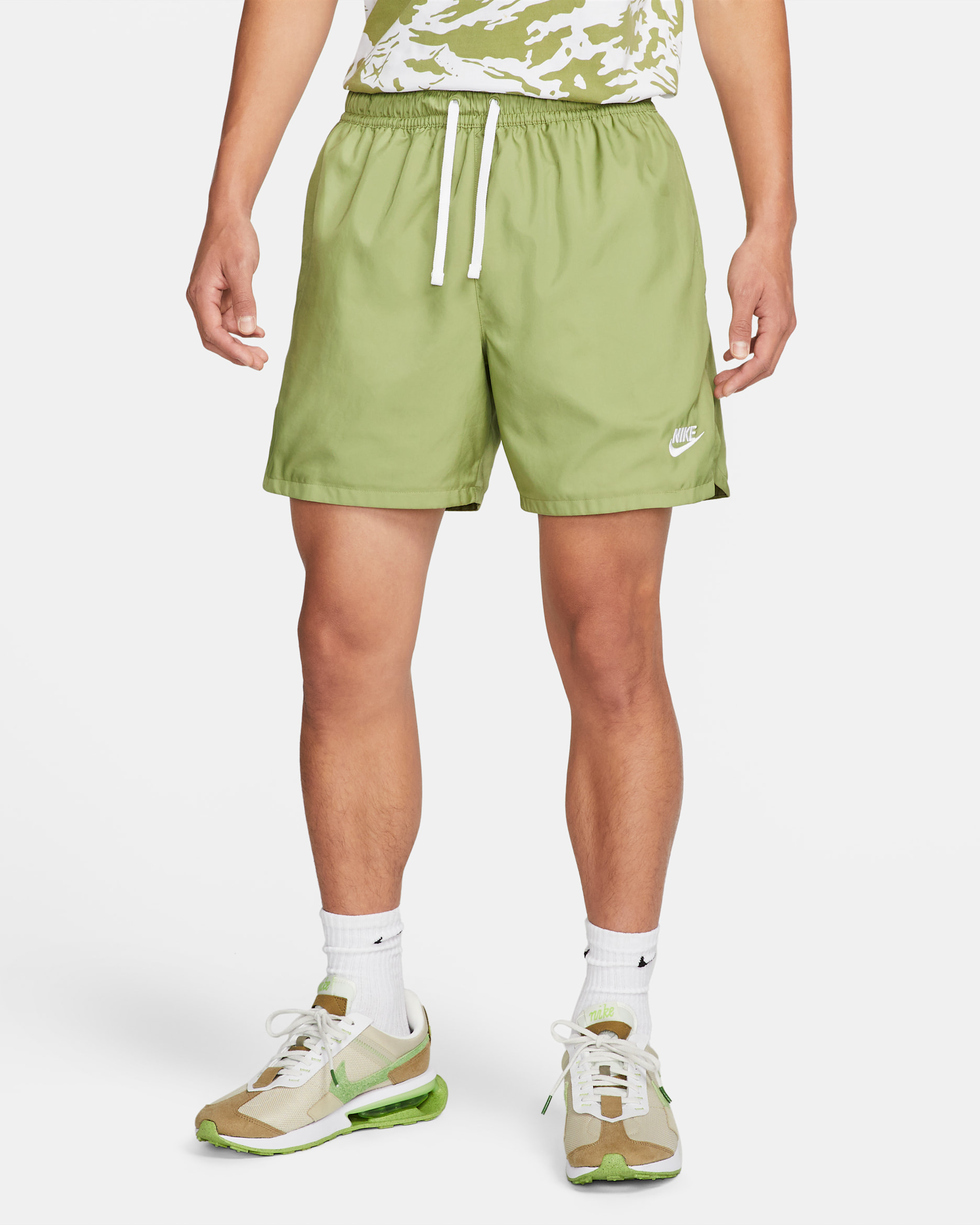 Nike Sportswear Sport Essentials Men's Woven Lined Flow Shorts - Alligator/White