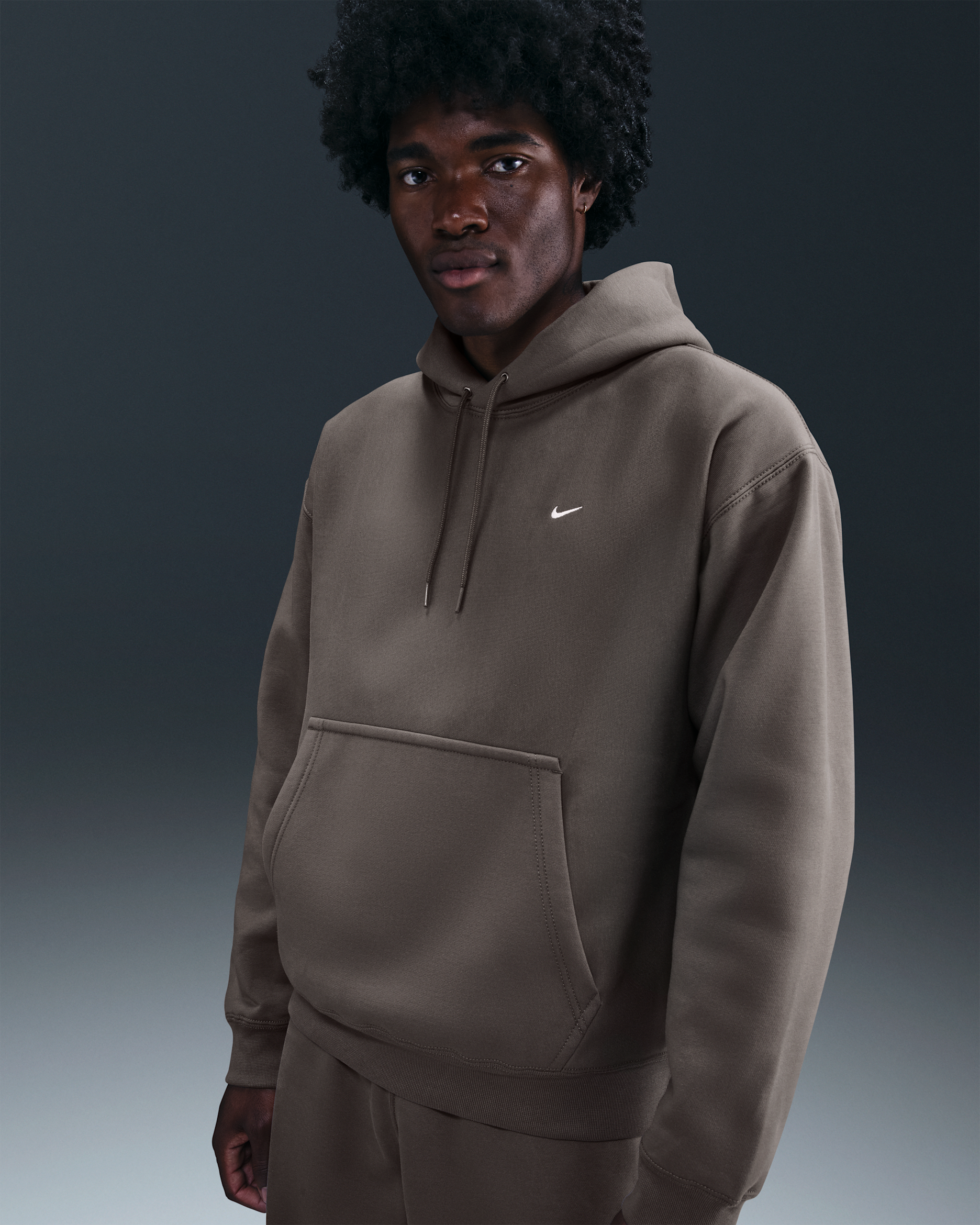 Nike Solo Swoosh Men's Pullover Hoodie - Cave Stone/Cave Stone/White