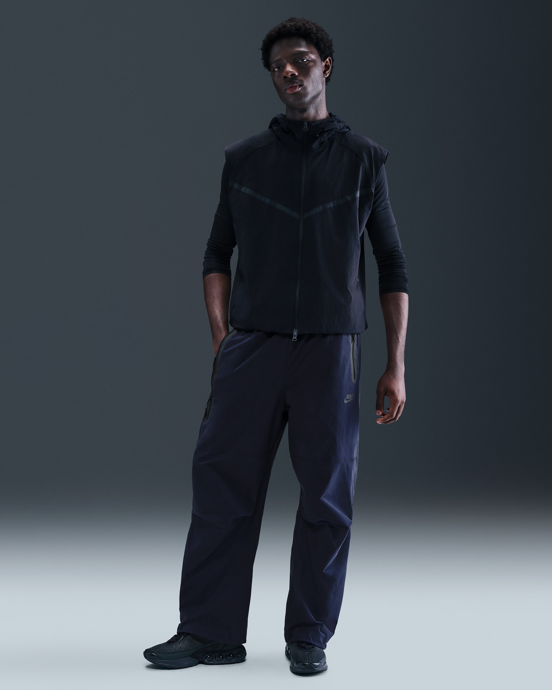 Nike Tech Bol Kesimli Dokuma Erkek Eşofman Altı - Obsidian/Obsidian/Siyah