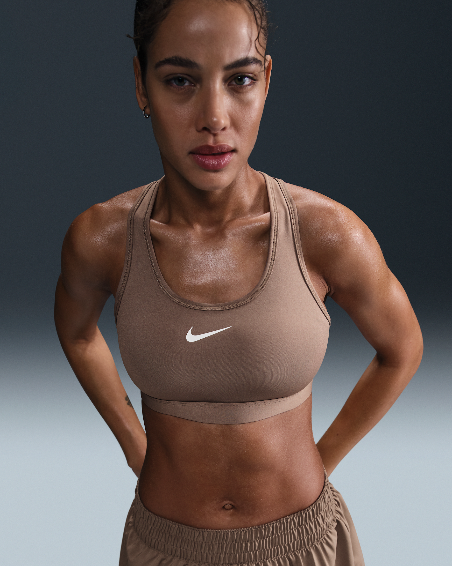 Nike Swoosh Medium Support Women's Padded Sports Bra - Mink Brown/White
