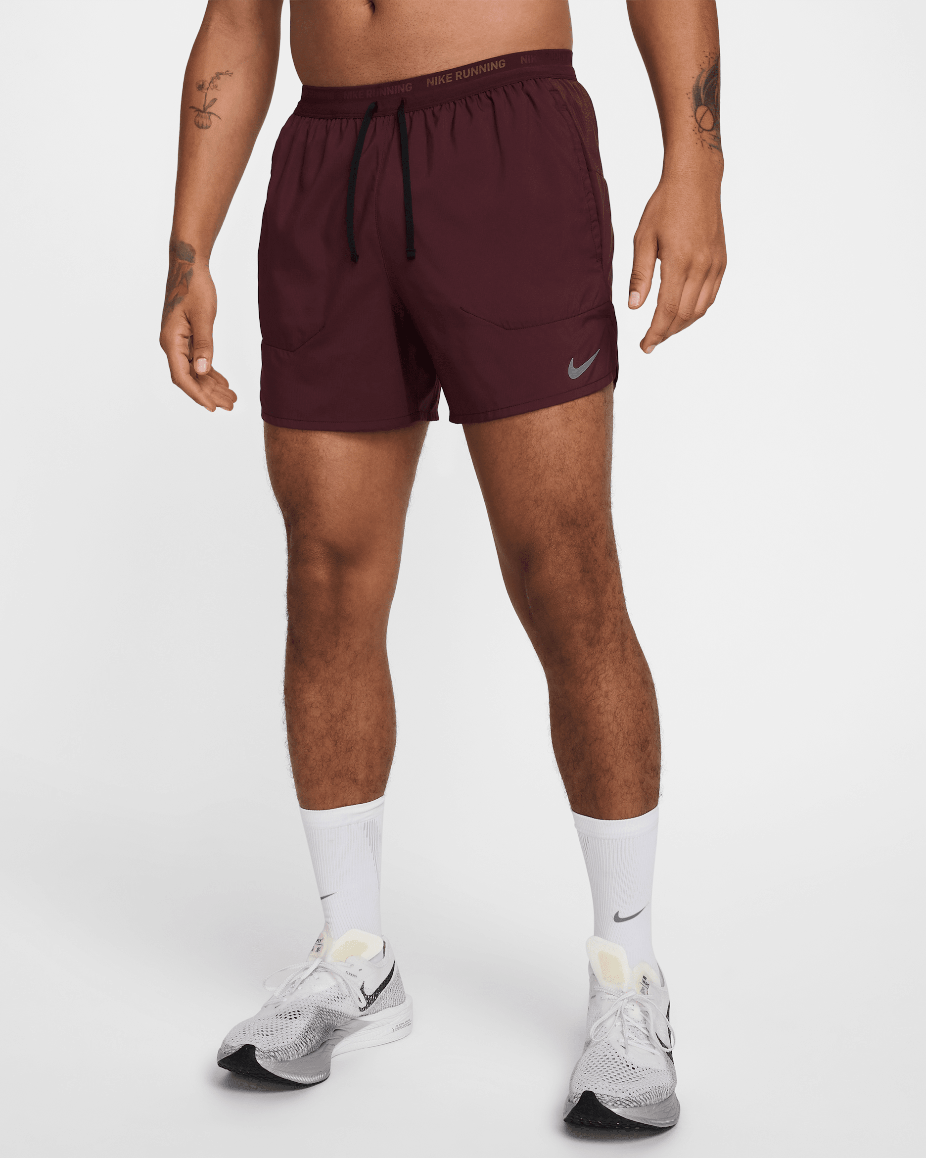 Nike Stride Men's Dri-FIT 13cm (approx.) Brief-Lined Running Shorts - Burgundy Crush/Black
