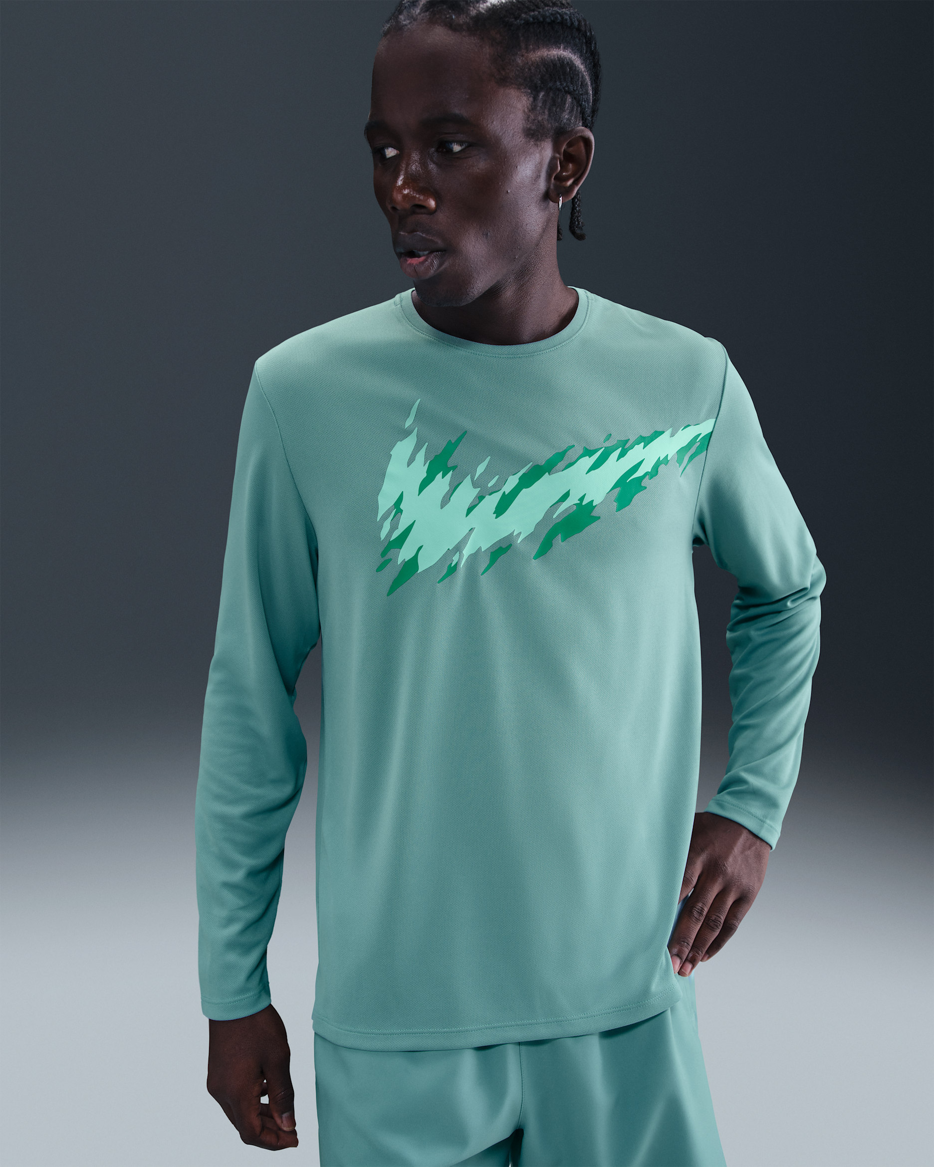Playera de correr de manga larga Dri-FIT UV para hombre Nike Miler - Cañón