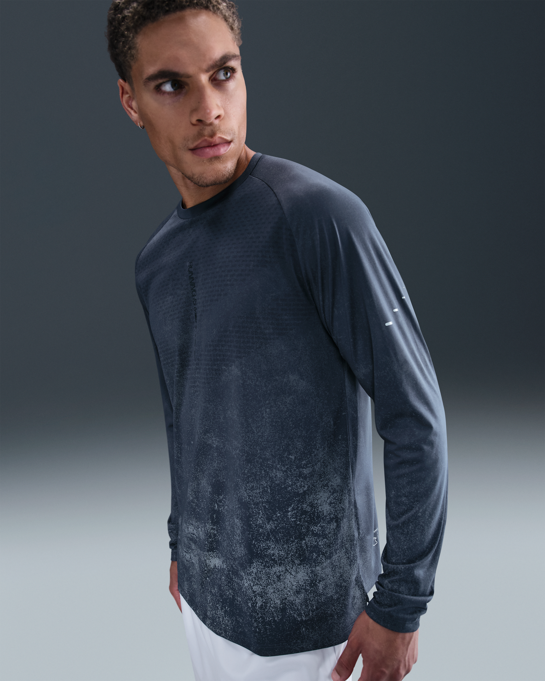 Nike Stride Men's Dri-FIT ADV Long-Sleeve Running Top with Reflective Accents - Thunder Blue