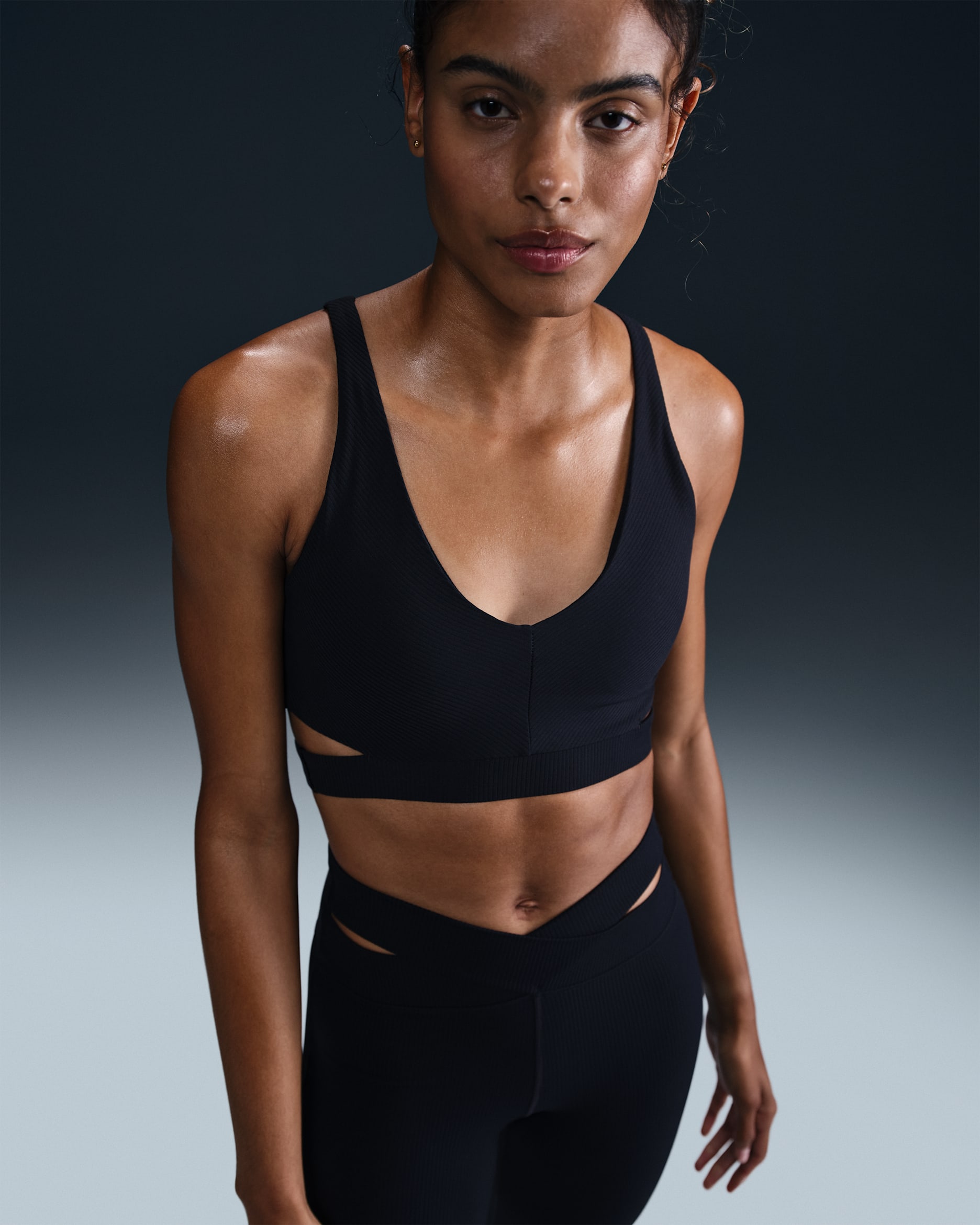 Bra deportivo de baja sujeción con almohadillas para mujer Nike Zenvy Rib - Negro