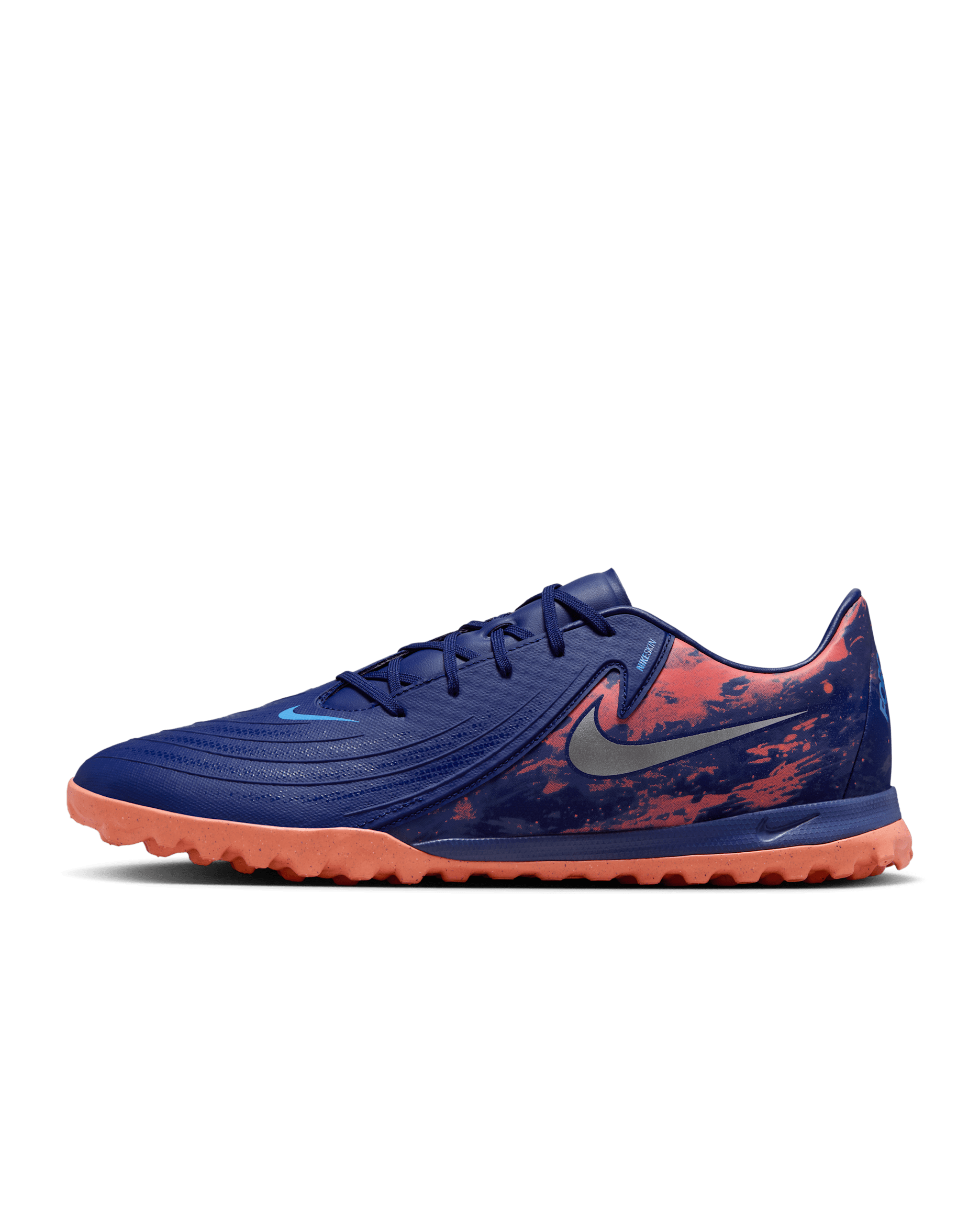 Nike Phantom GX 2 Academy "Erling Haaland" Düşük Bilekli Halı Saha Kramponu - Blue Void/Chrome
