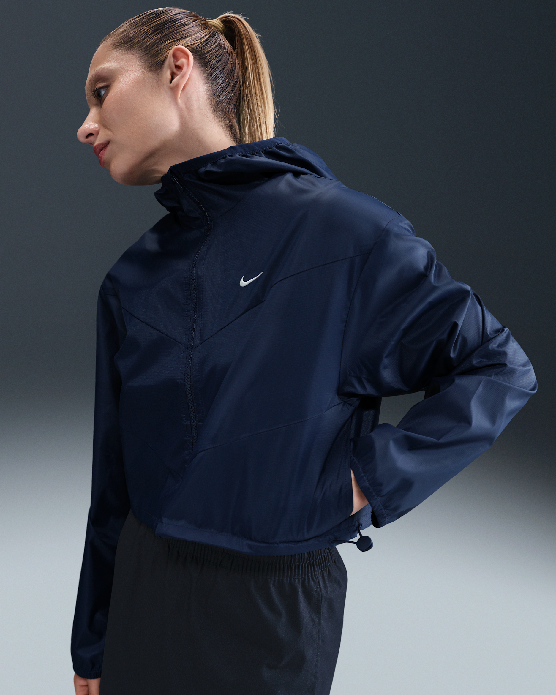 Nike Sportswear Windrunner ledig, vevd jakke med hette til dame - Midnight Navy/Midnight Navy/Sail