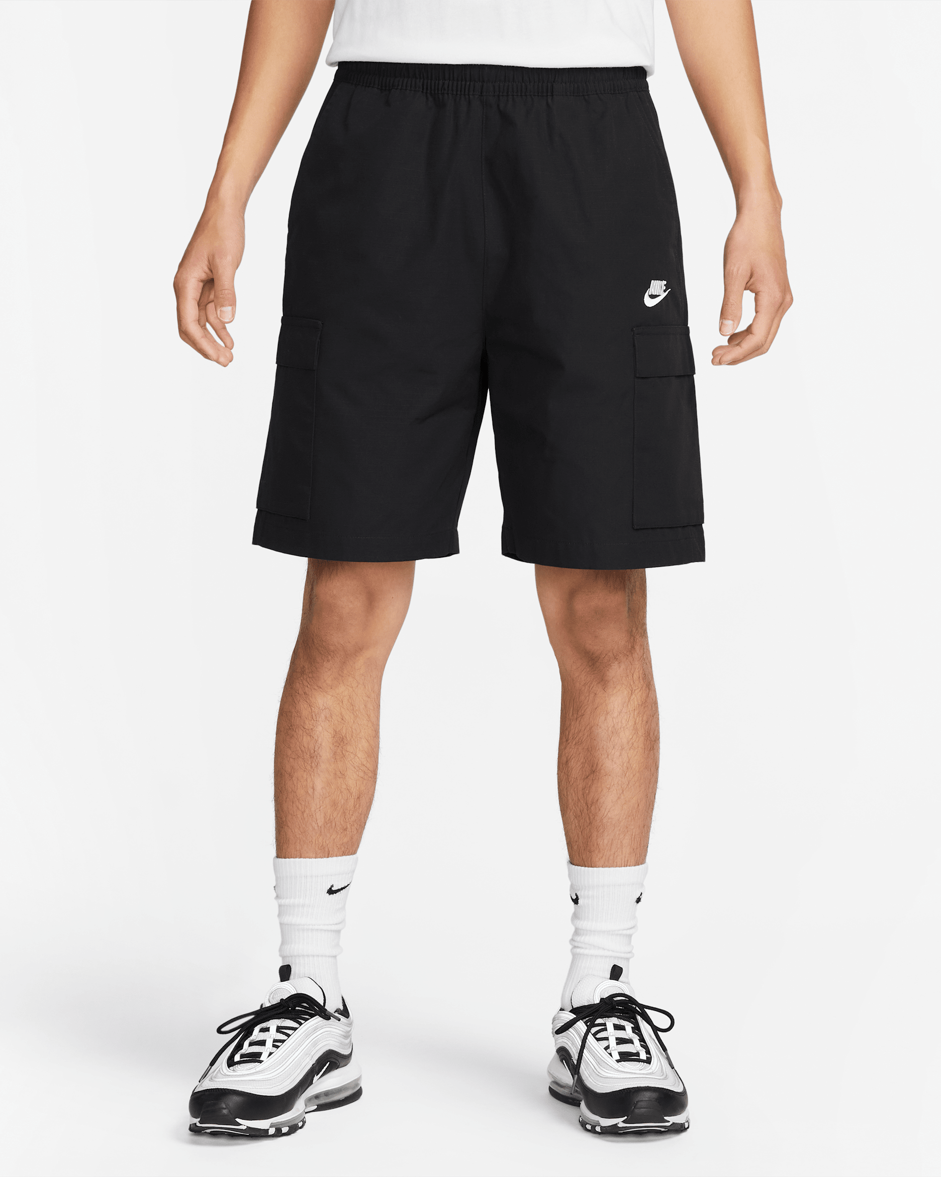 Nike Club Men's Woven Cargo Shorts - Black/White