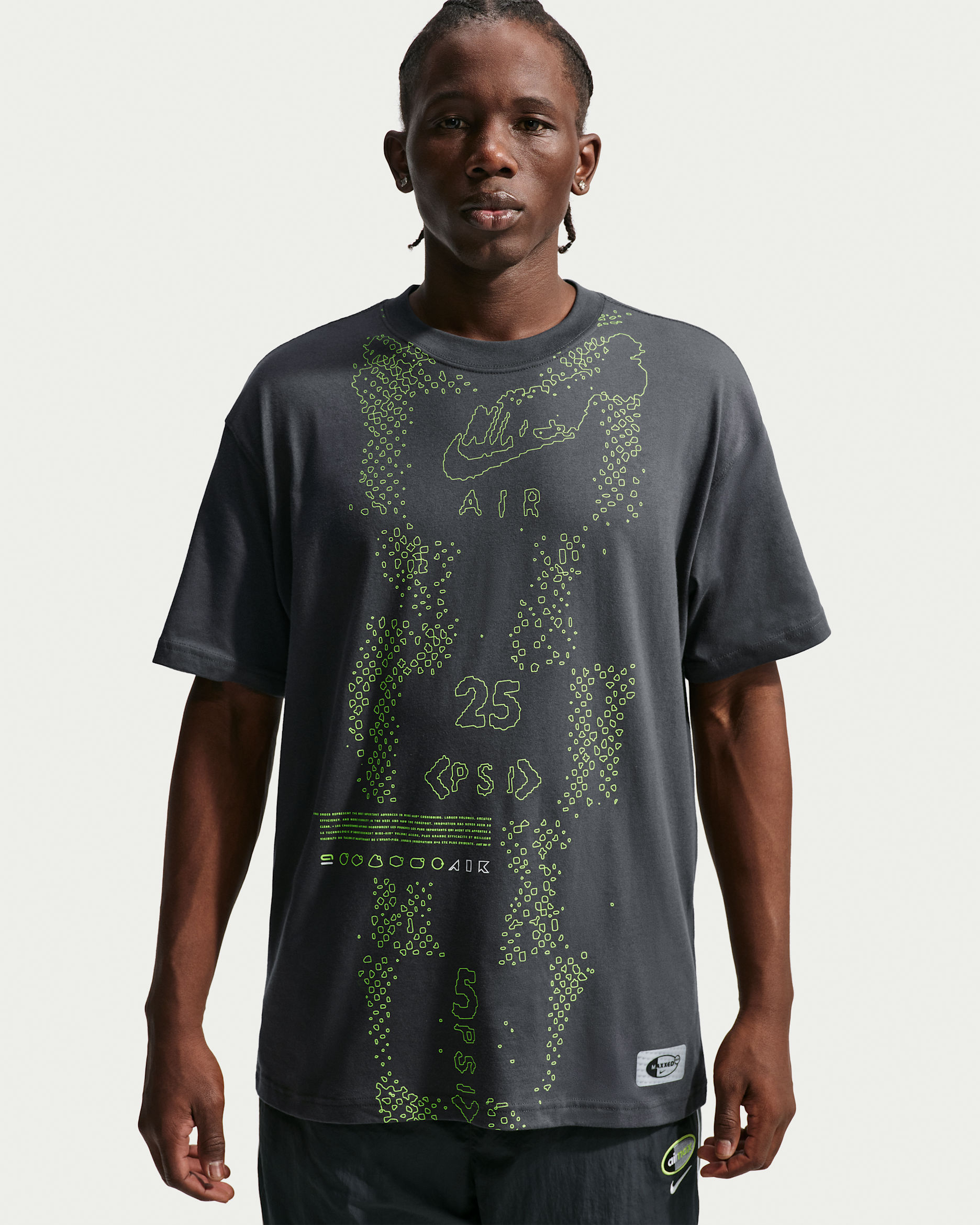 Nike Sportswear Men's Max90 T-Shirt - Dark Smoke Grey/Neon Yellow