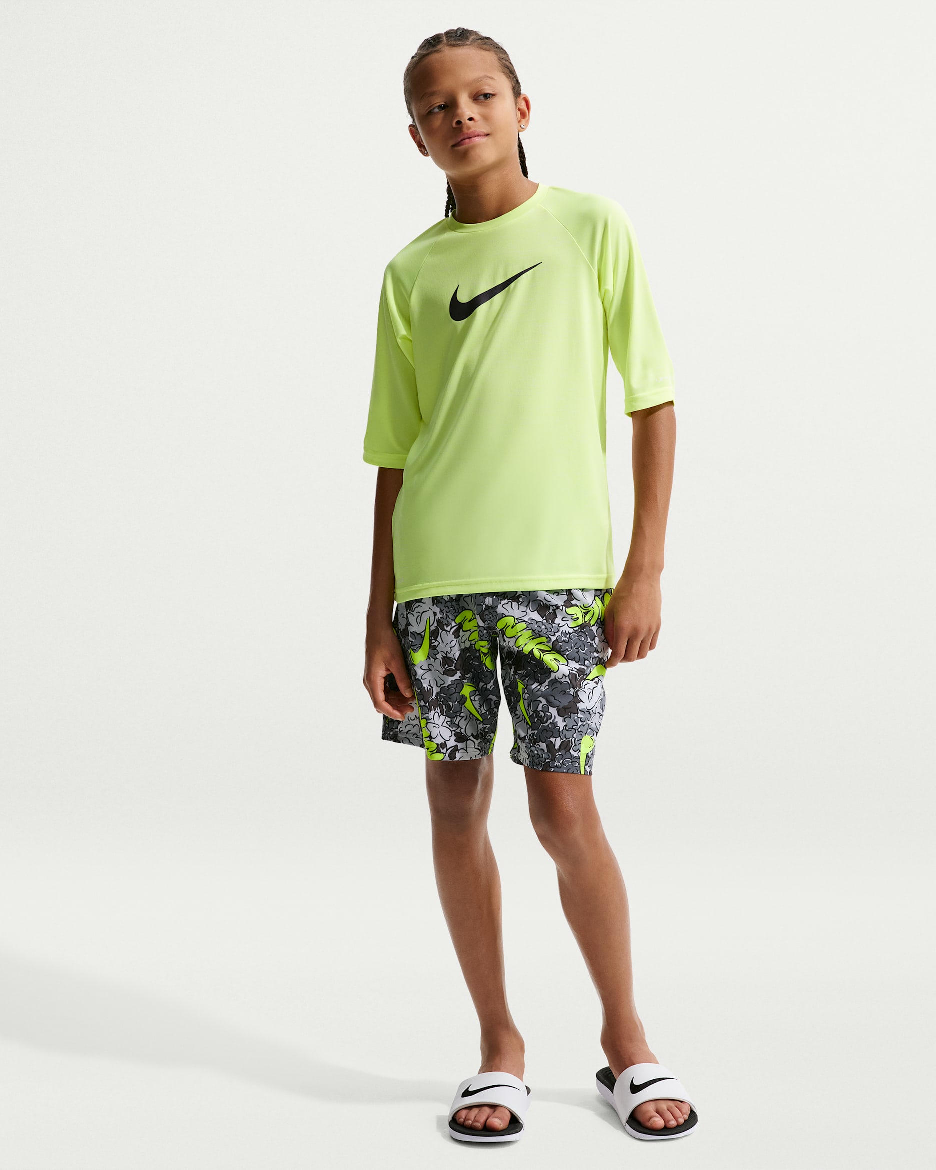 Shorts de playa o alberca con forro de ropa interior de 18 cm para niño talla grande Nike Swim Breaker - Gris lobo/Gris azulado/Gris oscuro/Volt
