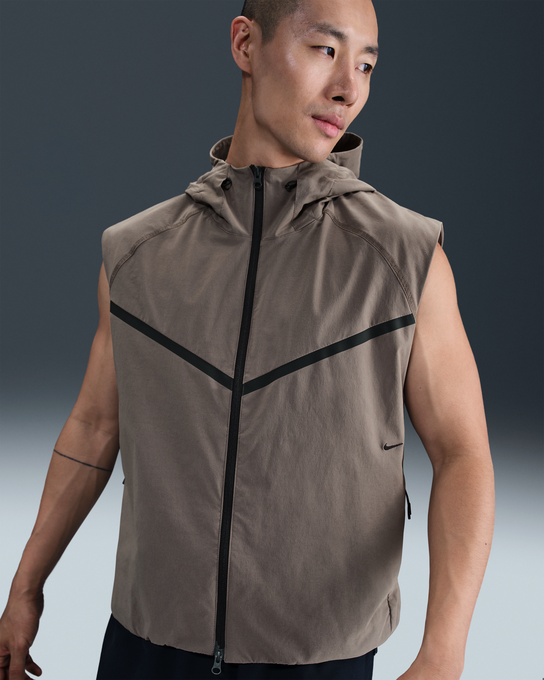 Nike Tech Men's Dri-FIT Woven Windrunner Vest - Cave Stone/Black