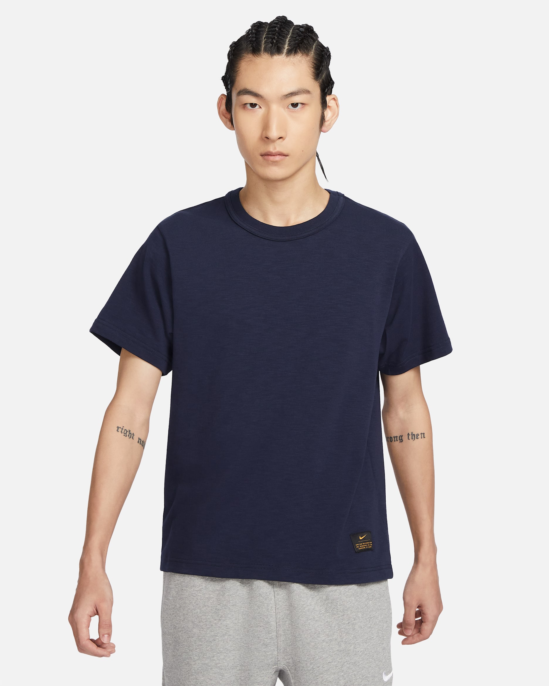 เสื้อถักแขนสั้นผู้ชาย Nike Life - Obsidian/Dark Obsidian