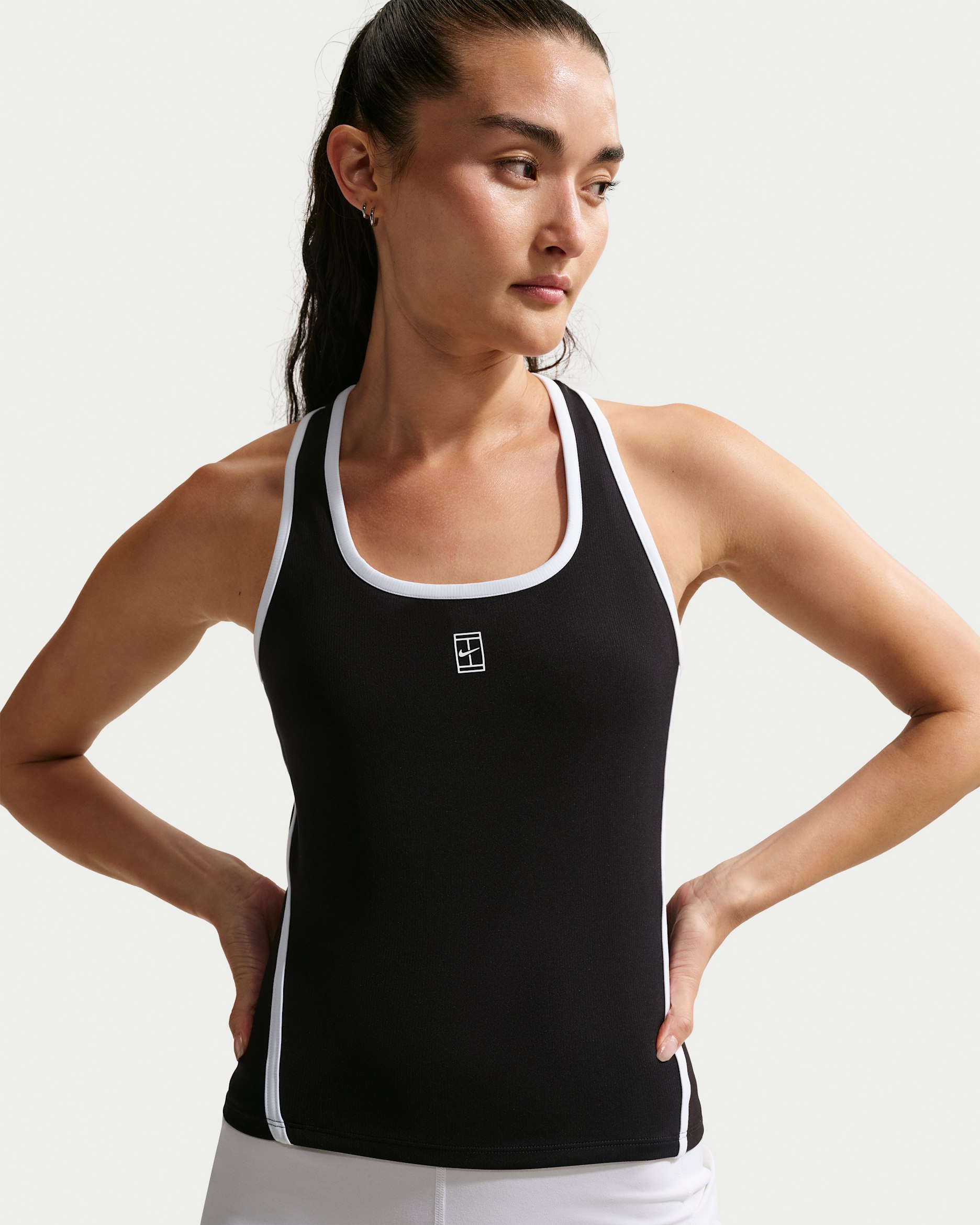 Nike Advantage Dri-FIT tennissinglet til dame - Svart/Hvit