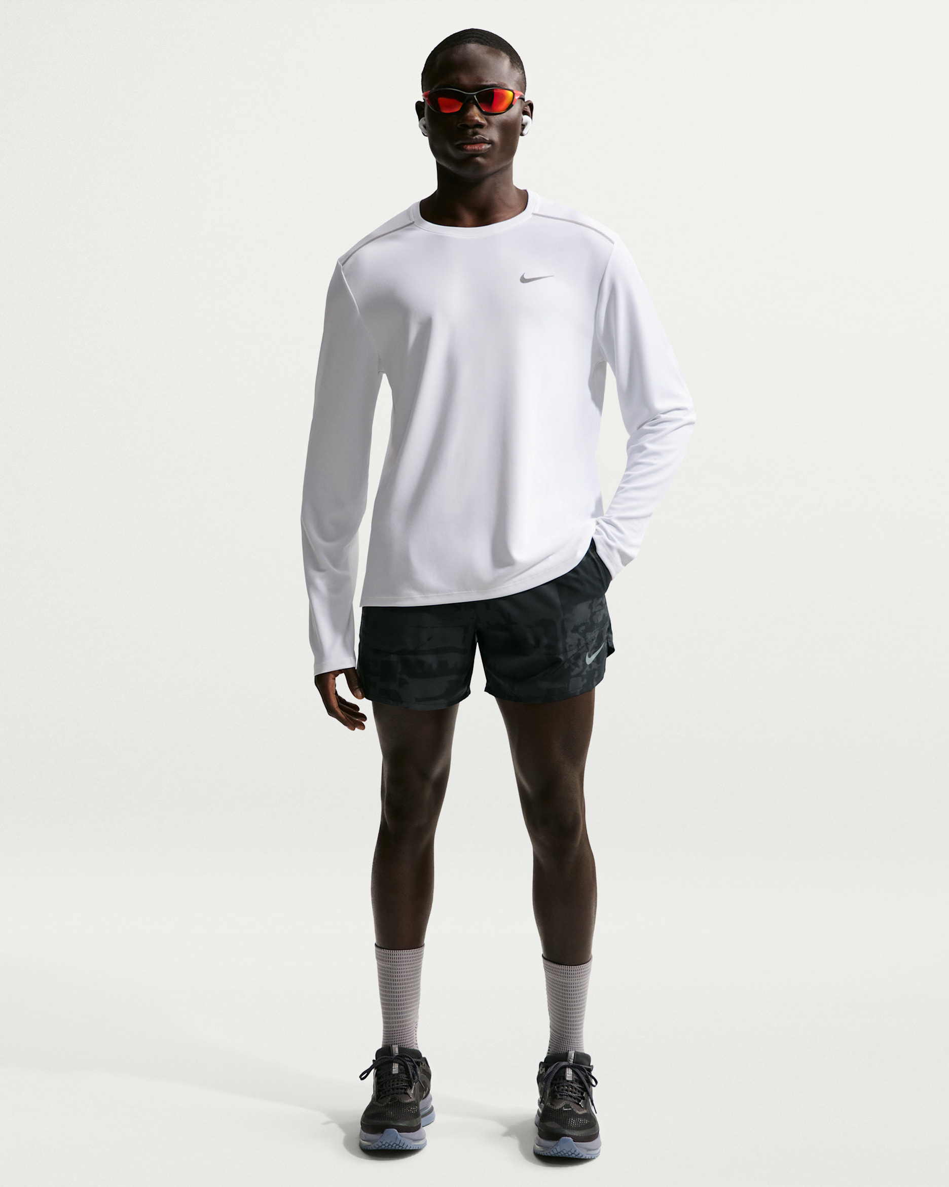 Nike Stride Men's Dri-FIT 13cm (approx.) Brief-Lined Running Shorts - Anthracite/Black/Court Blue