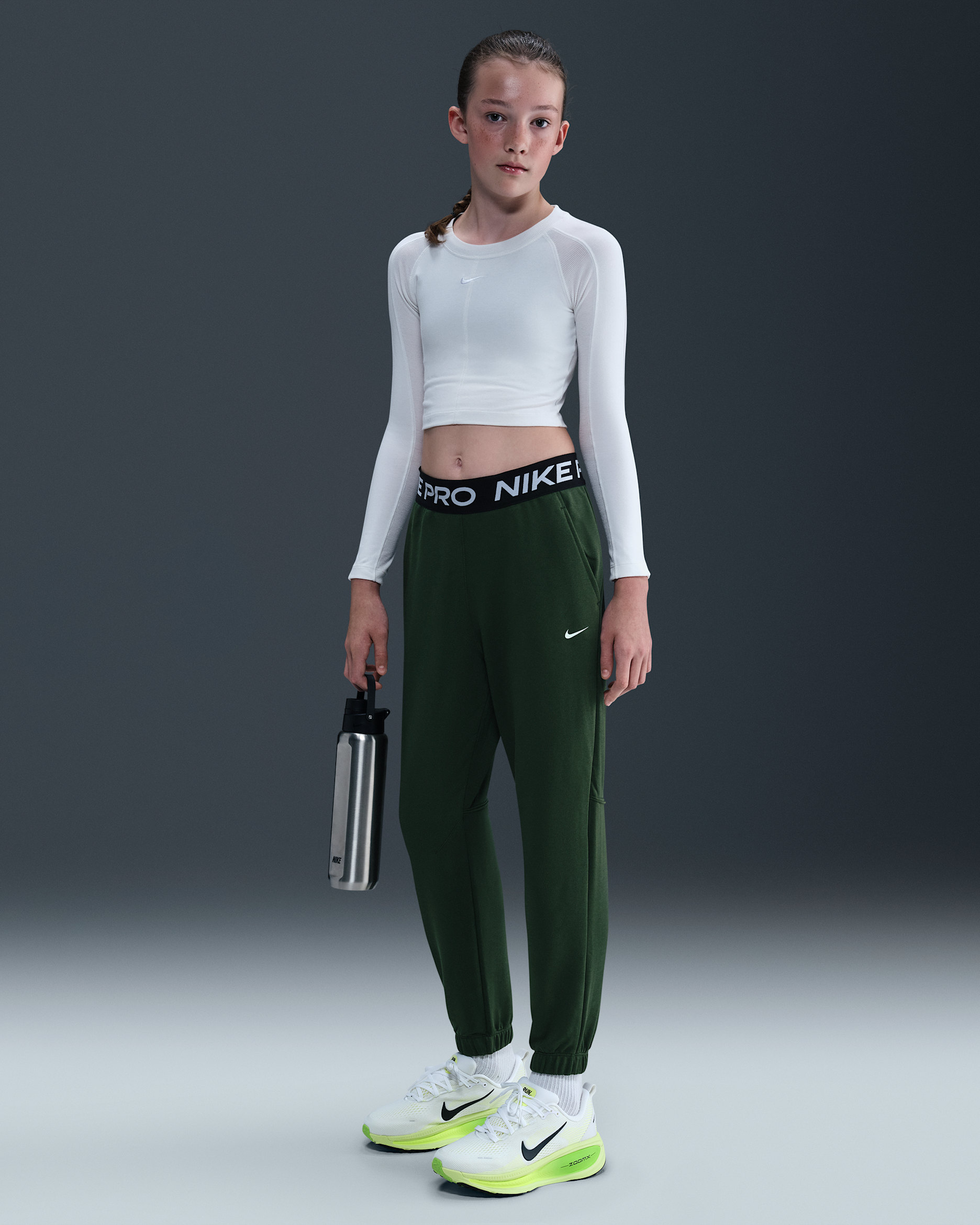 Joggers Dri-FIT para niña talla grande Nike Pro Fleece - Abeto/Abeto/Negro/Blanco