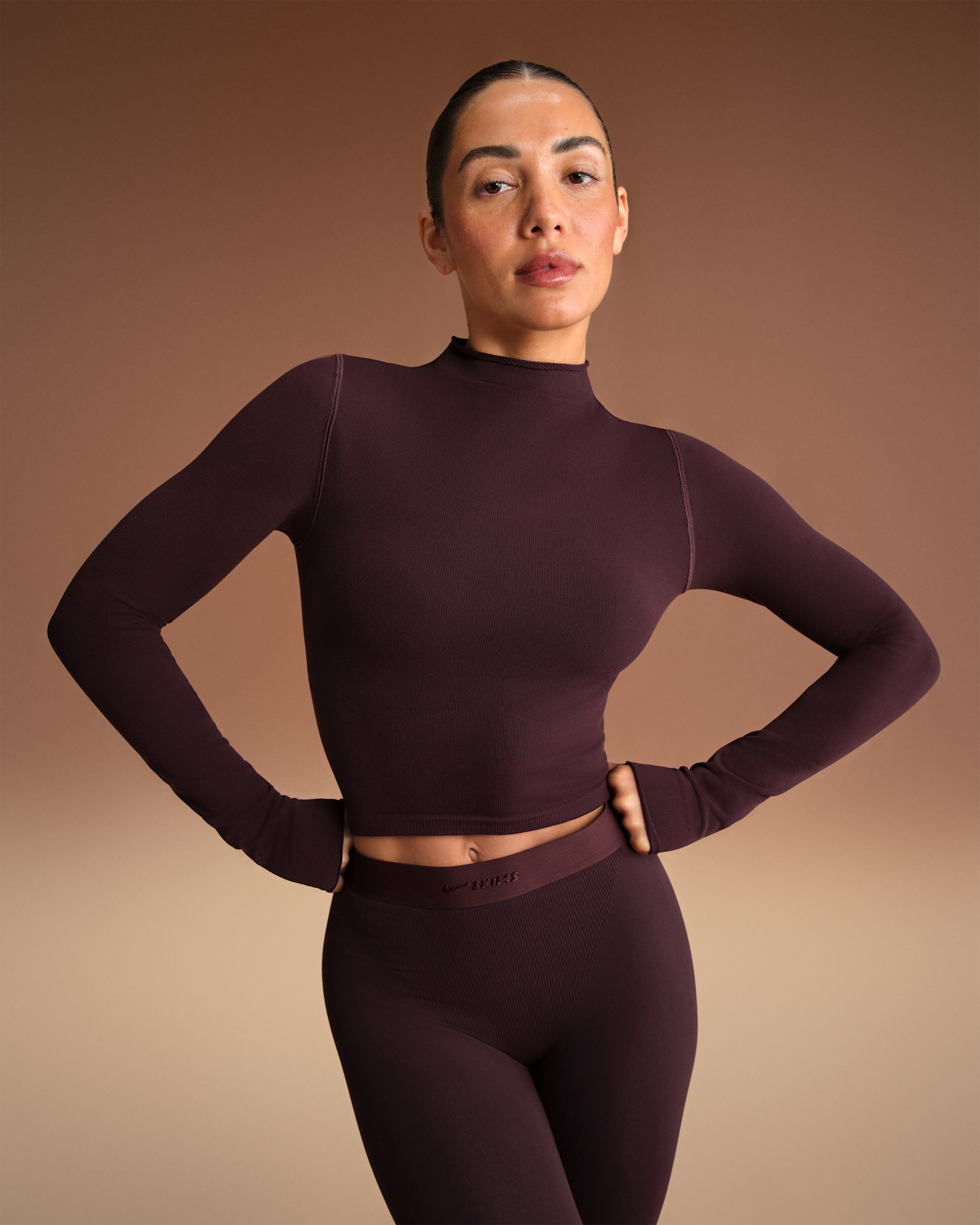 NikeSKIMS Vintage Seamless Women's Mock-Neck Crop Top - NSKM CURRANT