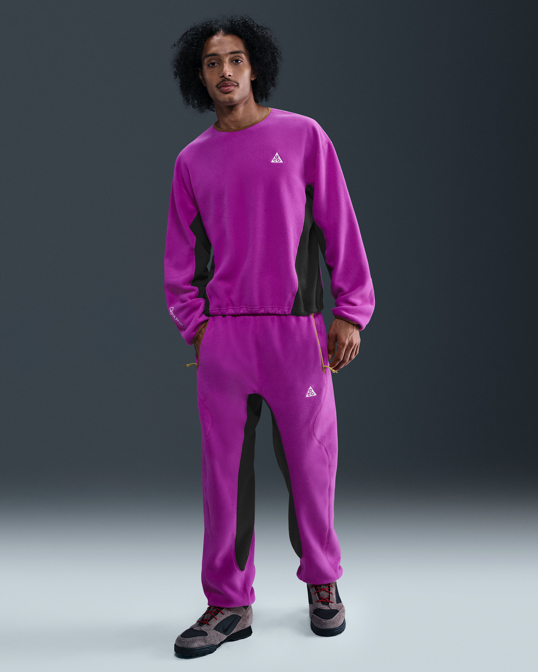 Pánské kalhoty Nike ACG „Wolf Tree“ - Vivid Purple/Černá/Mosswood Brown/Summit White