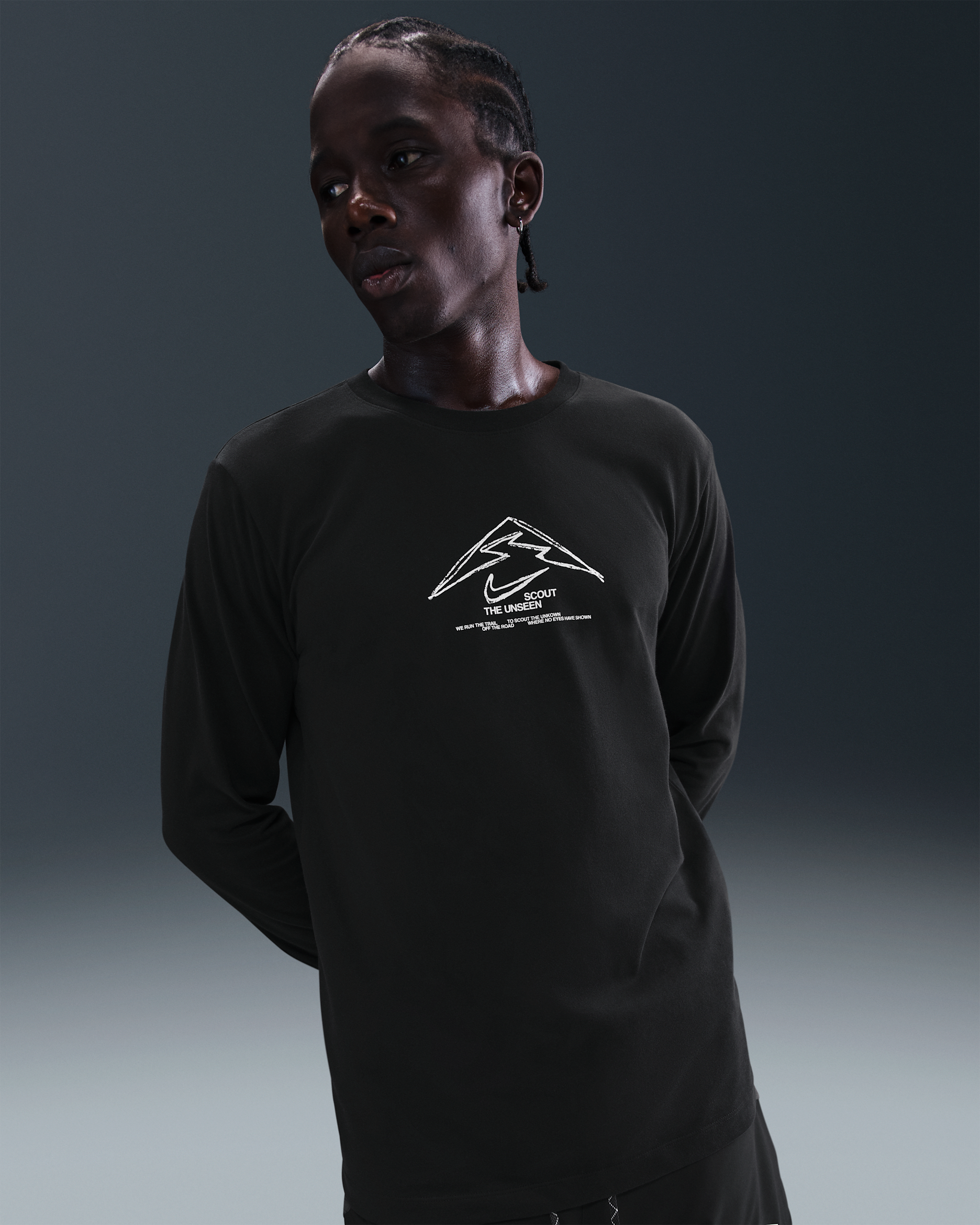 Playera de correr de manga larga Dri-FIT para hombre Nike Trail - Negro