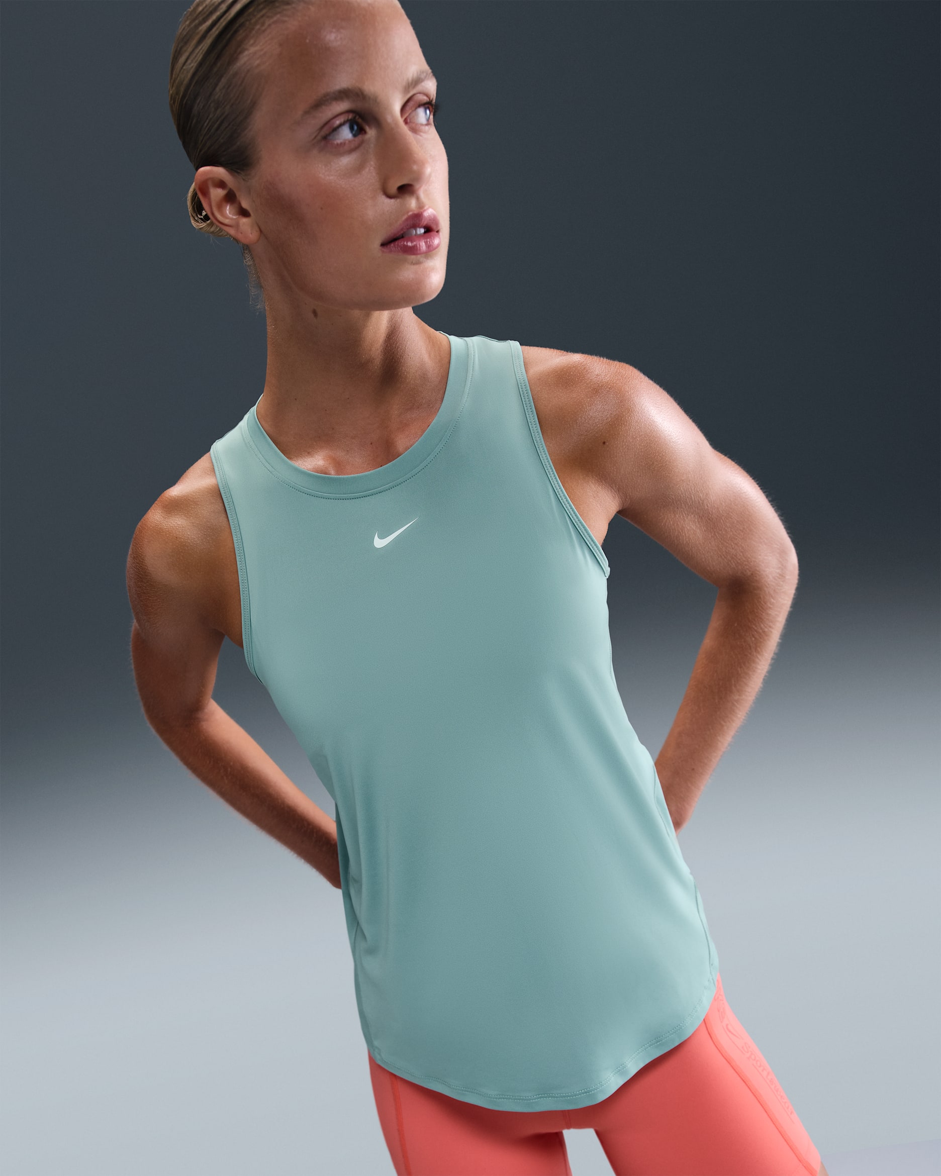 Nike One Classic Dri-FIT tanktop voor dames - Cannon/Wit