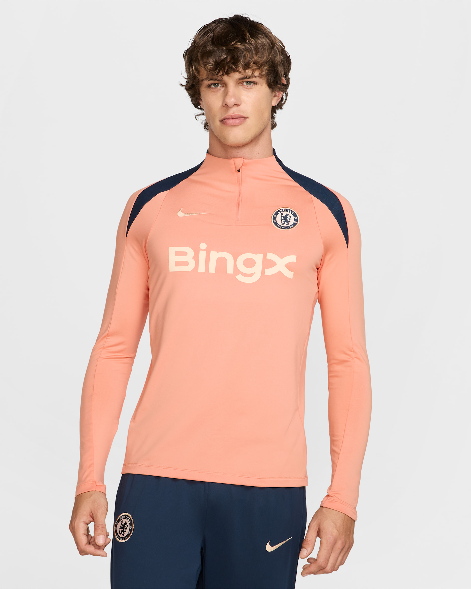 Haut d'entraînement de foot Nike Dri-FIT Chelsea FC Strike Special Edition pour homme - Apricot Agate/Obsidian/Guava Ice