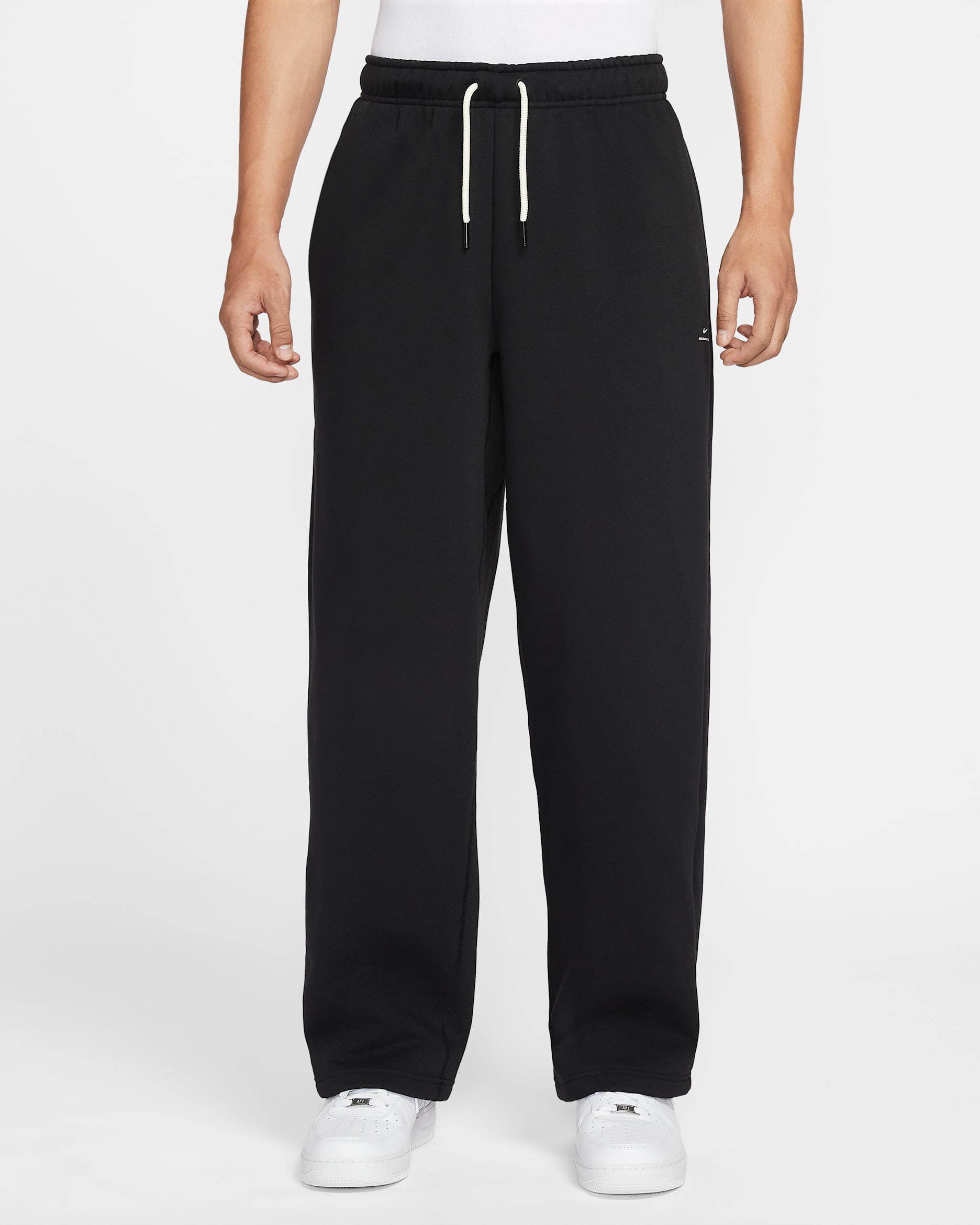 나이키 스탠다드 이슈 남성 써마 핏 브러시드 오픈 헴 농구 팬츠 - 블랙/페일 아이보리