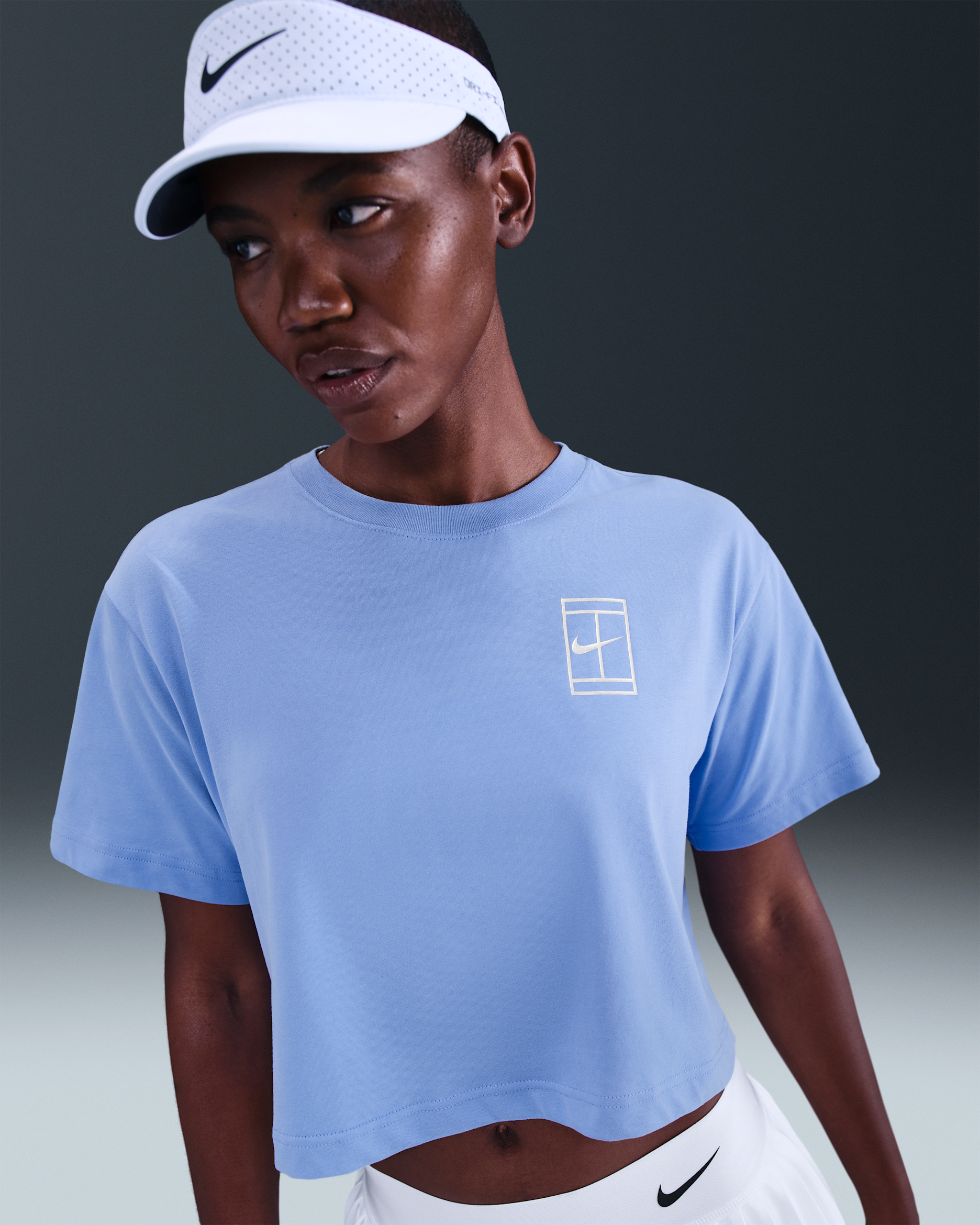 Playera de tenis de manga corta Dri-FIT cropped para mujer Nike Slam - Royal pulso