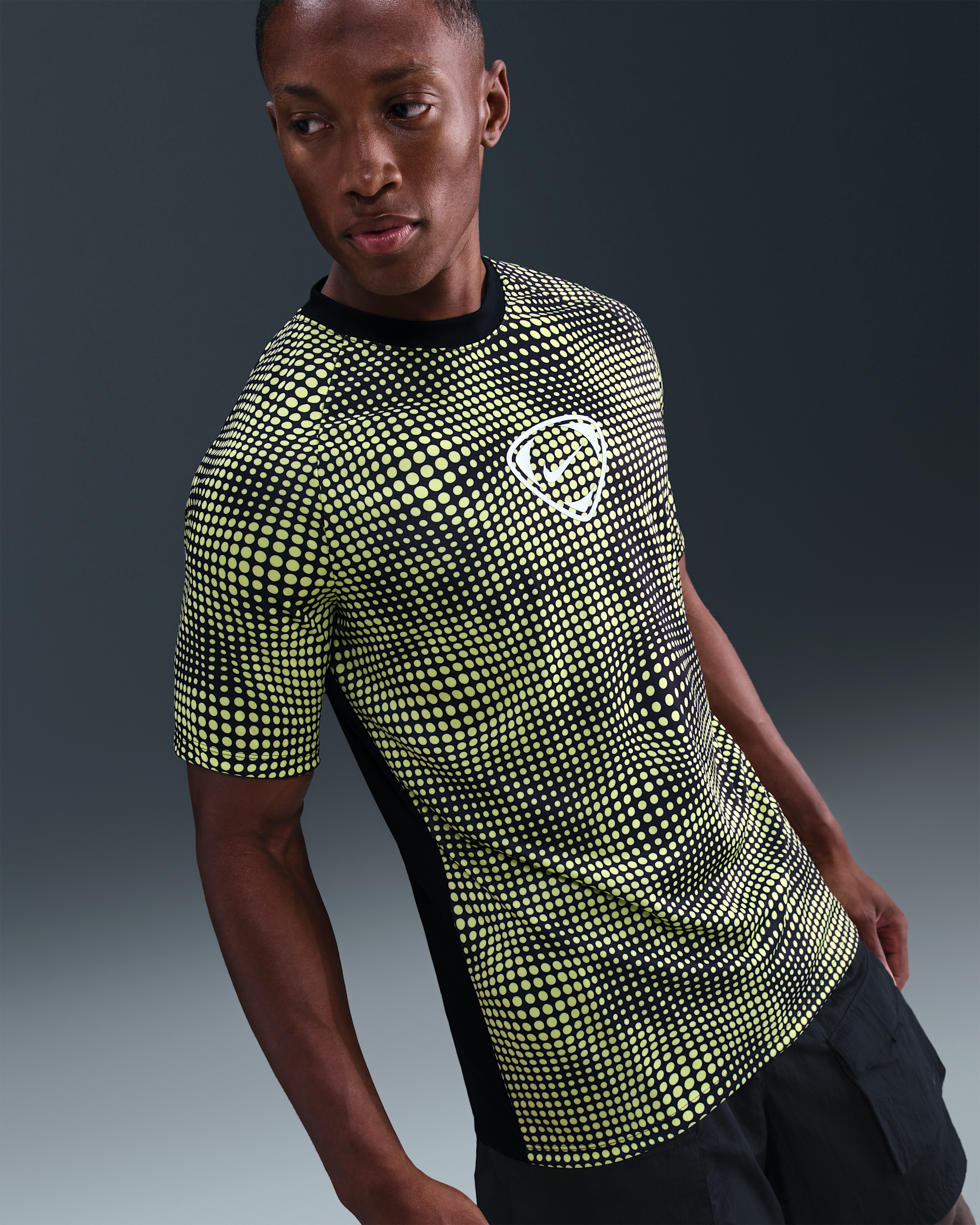 Nike Academy+ Dri-FIT Kurzarm-Fußballoberteil (Herren) - Limelight/Schwarz/Weiß
