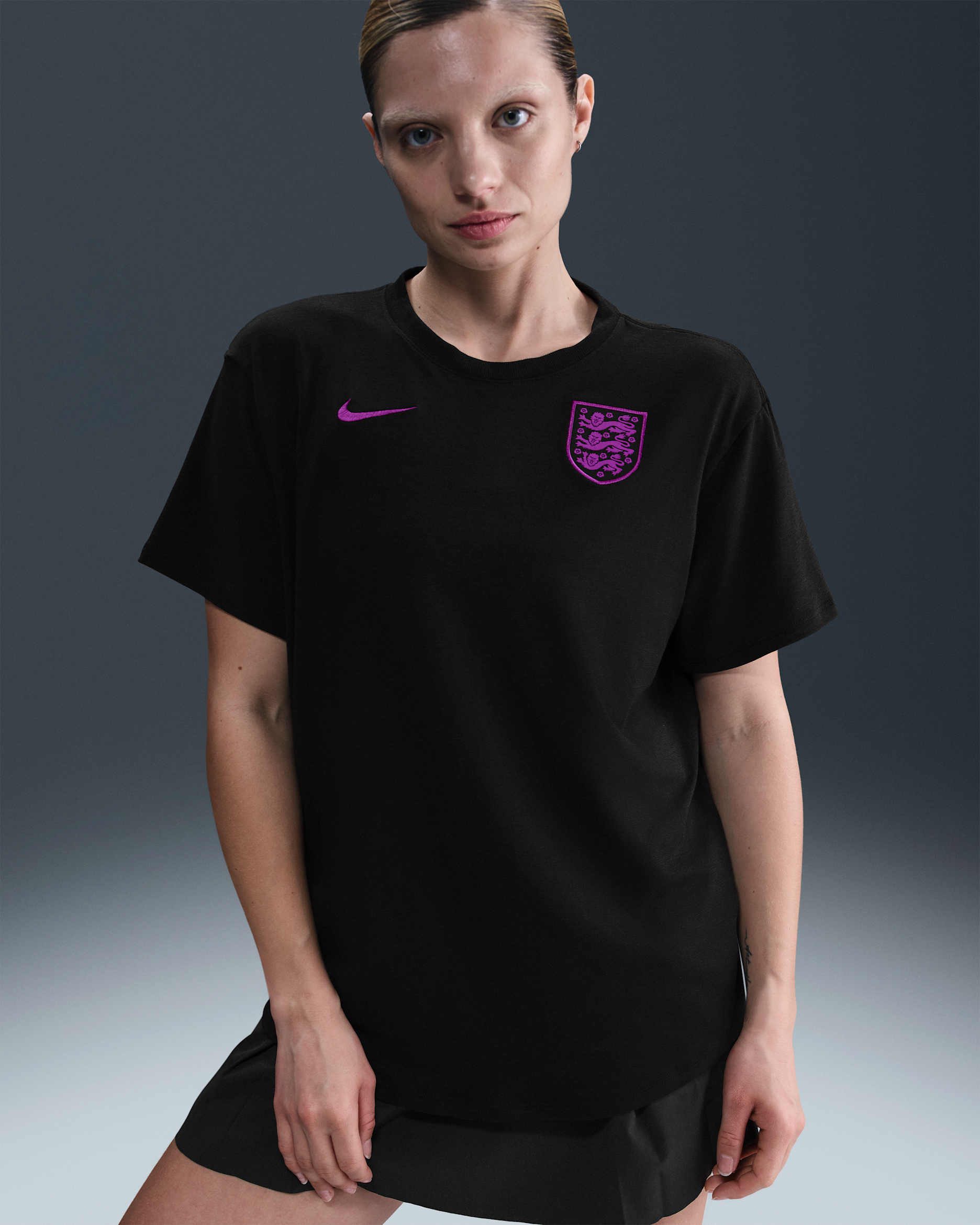 England Relaxed Women's Nike One Dri-FIT Football Short-Sleeve Top - Black/Vivid Purple