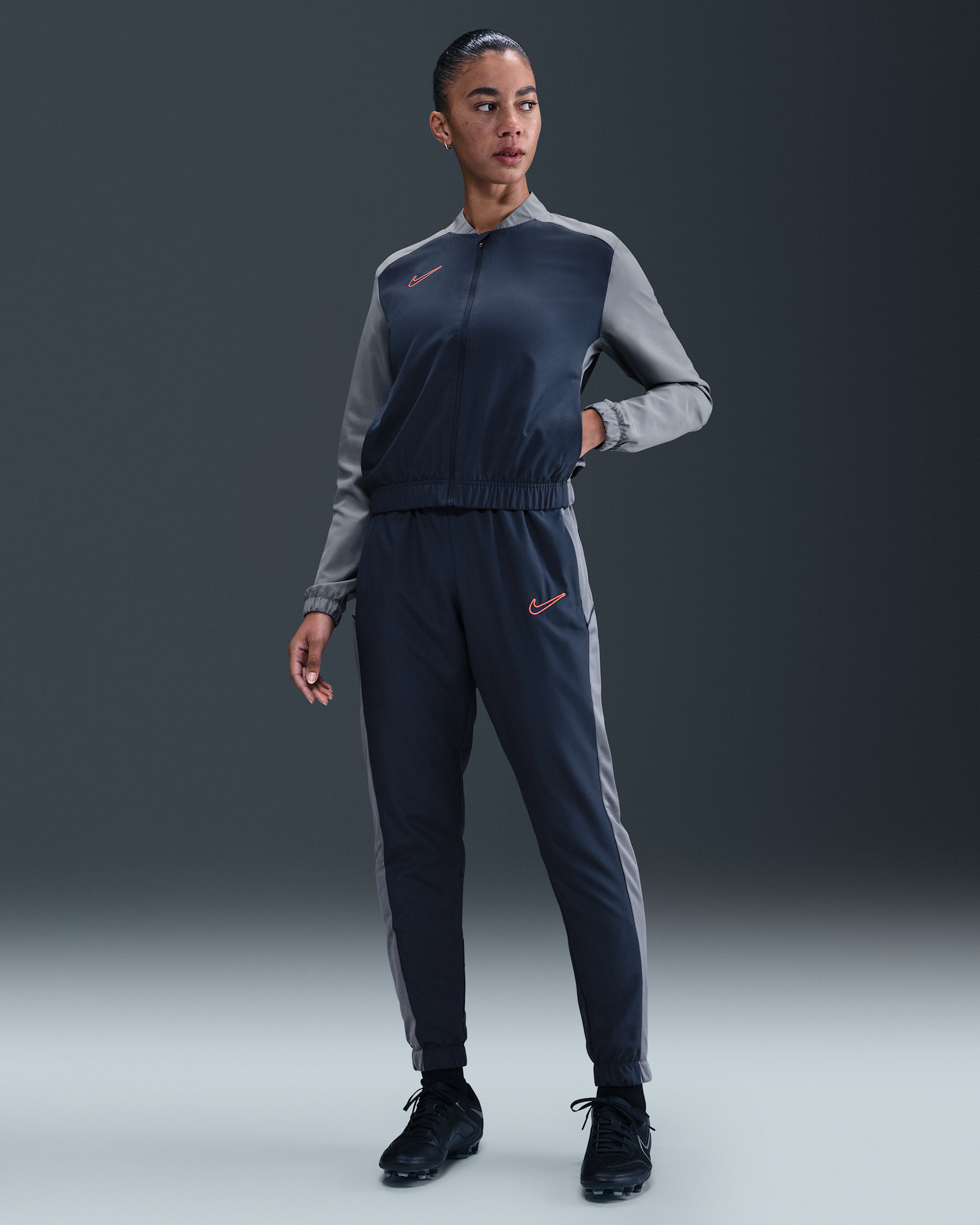 Damski dres piłkarski z tkaniny Dri-FIT Nike Academy - Thunder Blue/Cool Grey/Bright Crimson