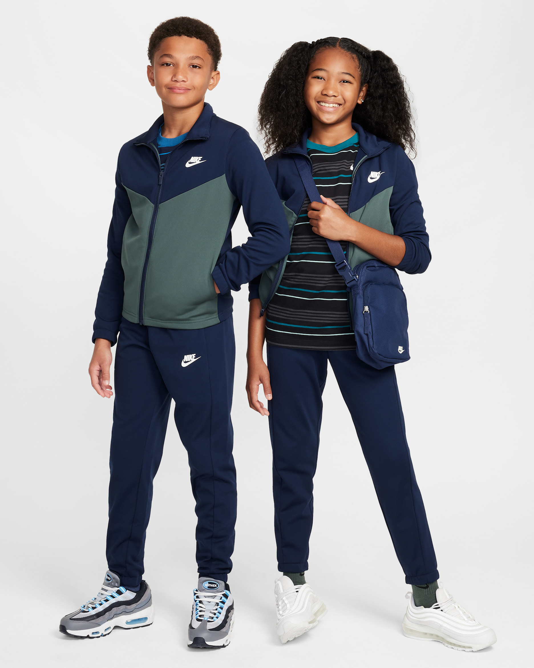 Nike Sportswear Older Kids' Tracksuit - Obsidian/Vintage Green/Obsidian/White
