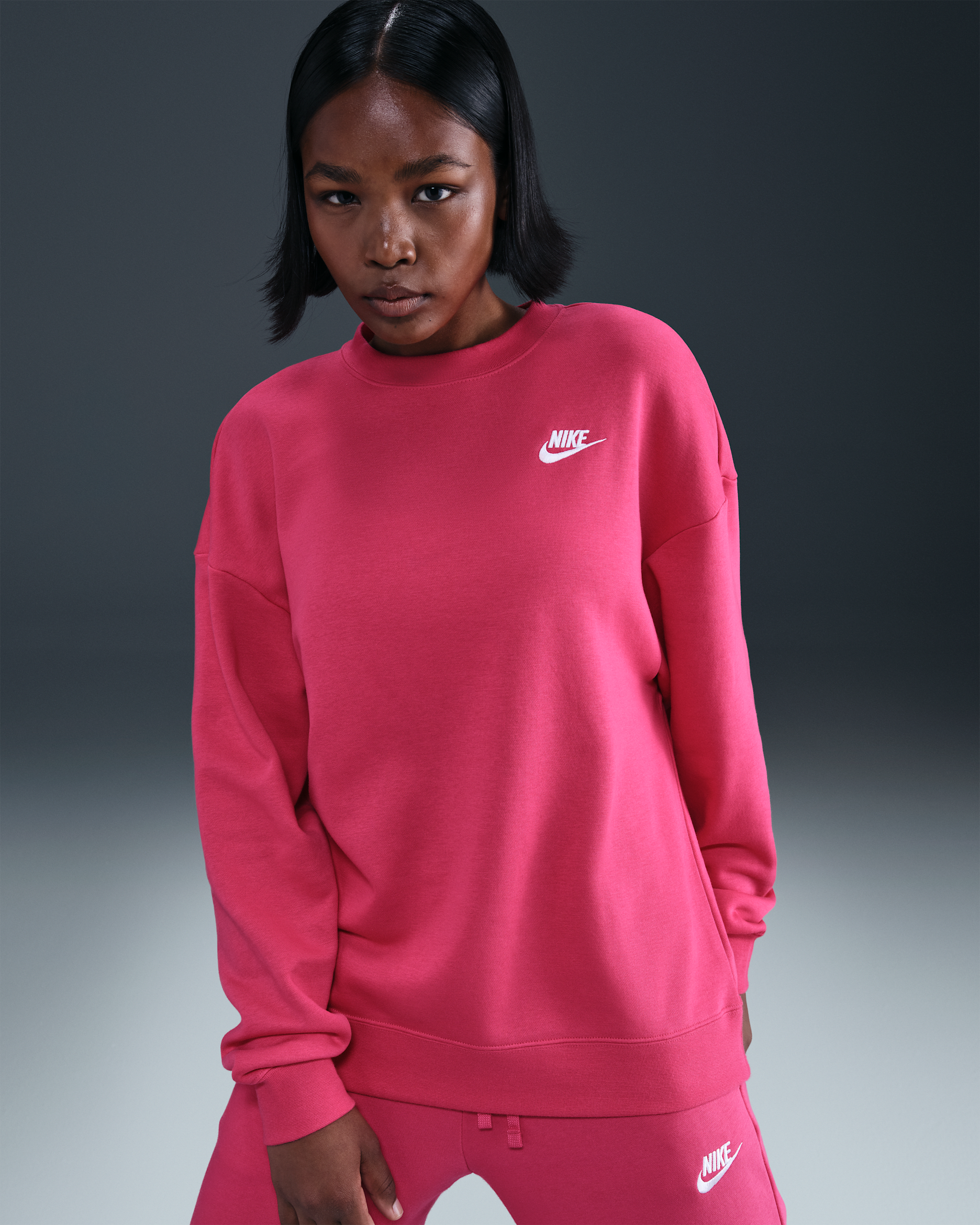 Nike Sportswear Club Fleece Women's Loose Crew-Neck Sweatshirt - Rush Pink/White