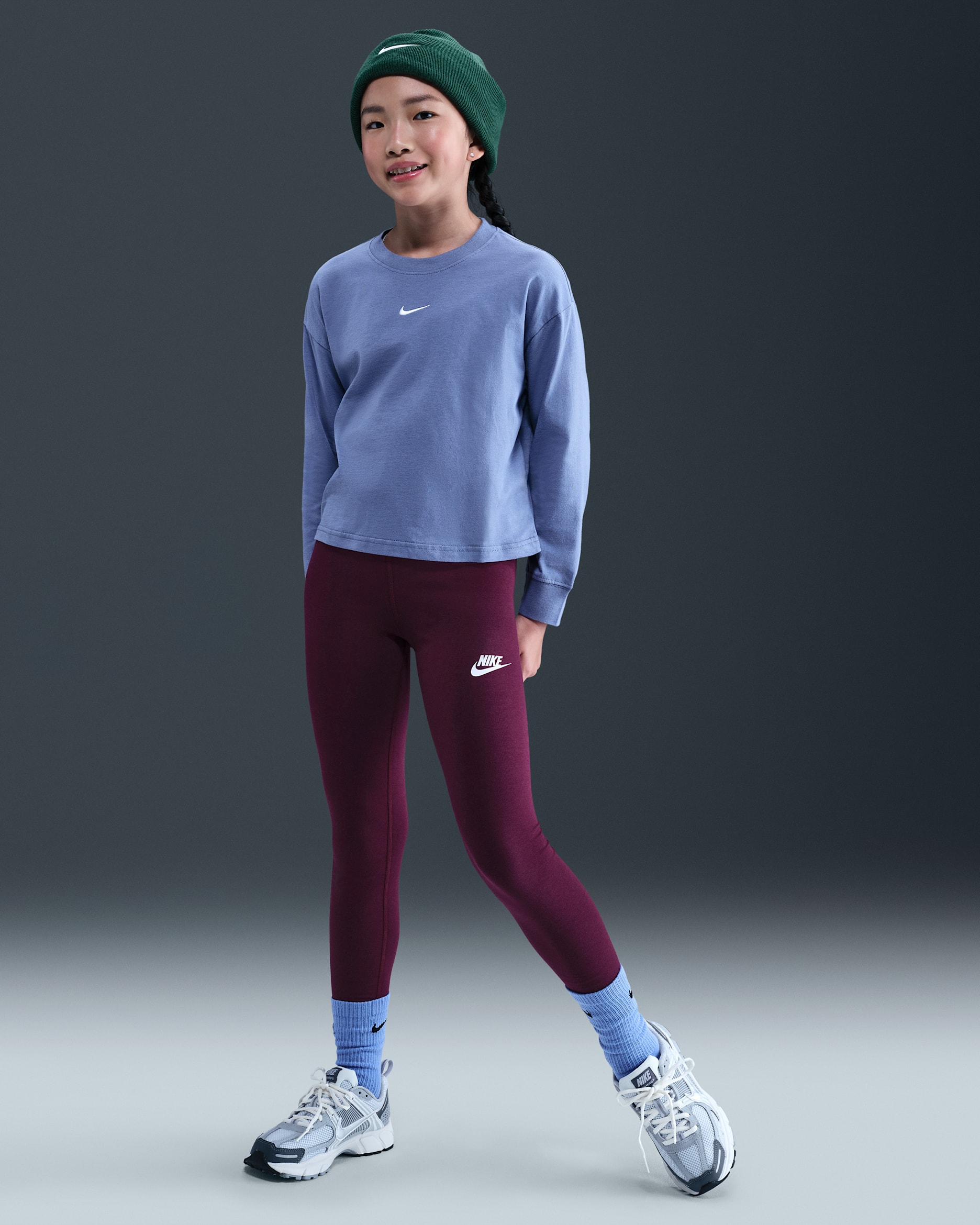 Nike Sportswear Classic leggings med høyt liv til jente - Bordeaux/Hvit