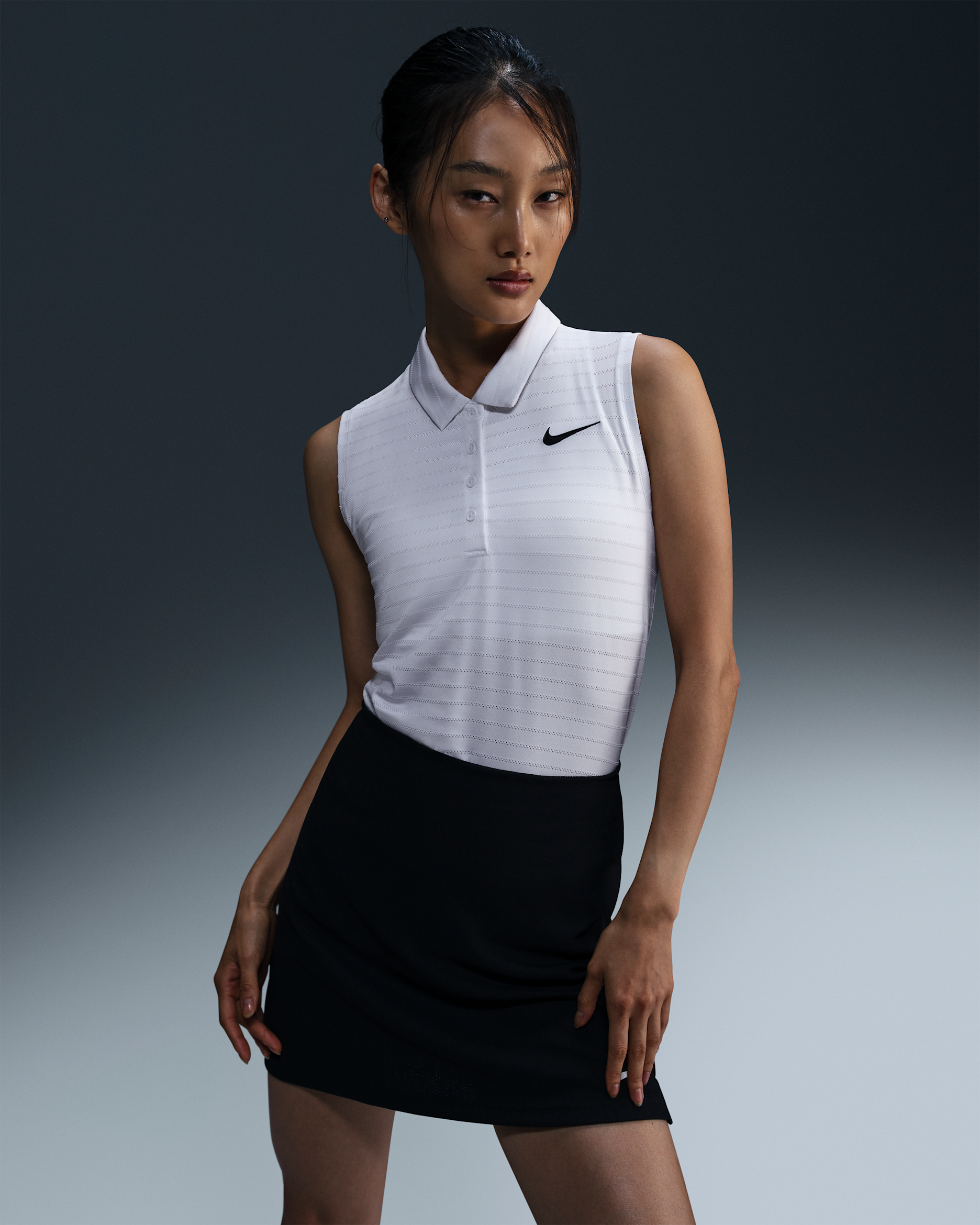 Polo de golf sin mangas Dri-FIT a rayas para mujer Nike Victory - Blanco/Blanco/Negro