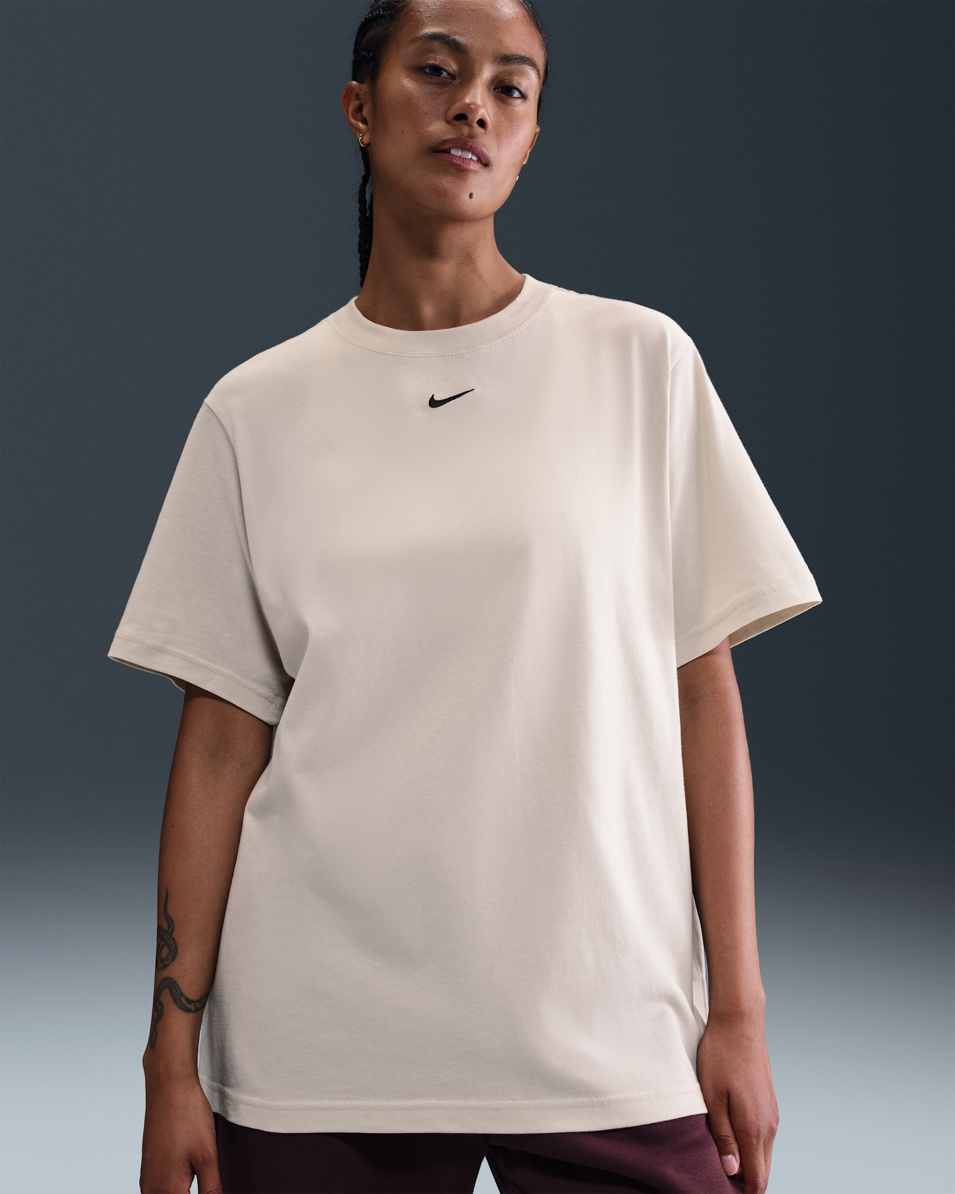 Nike Sportswear Essential Women's T-Shirt - Light Bone