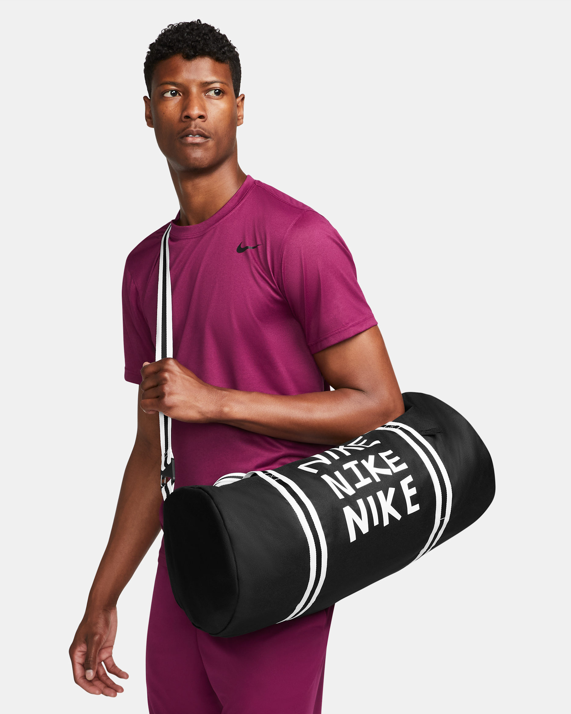 Nike Heritage Duffel Bag (30L) - Black/Black/White