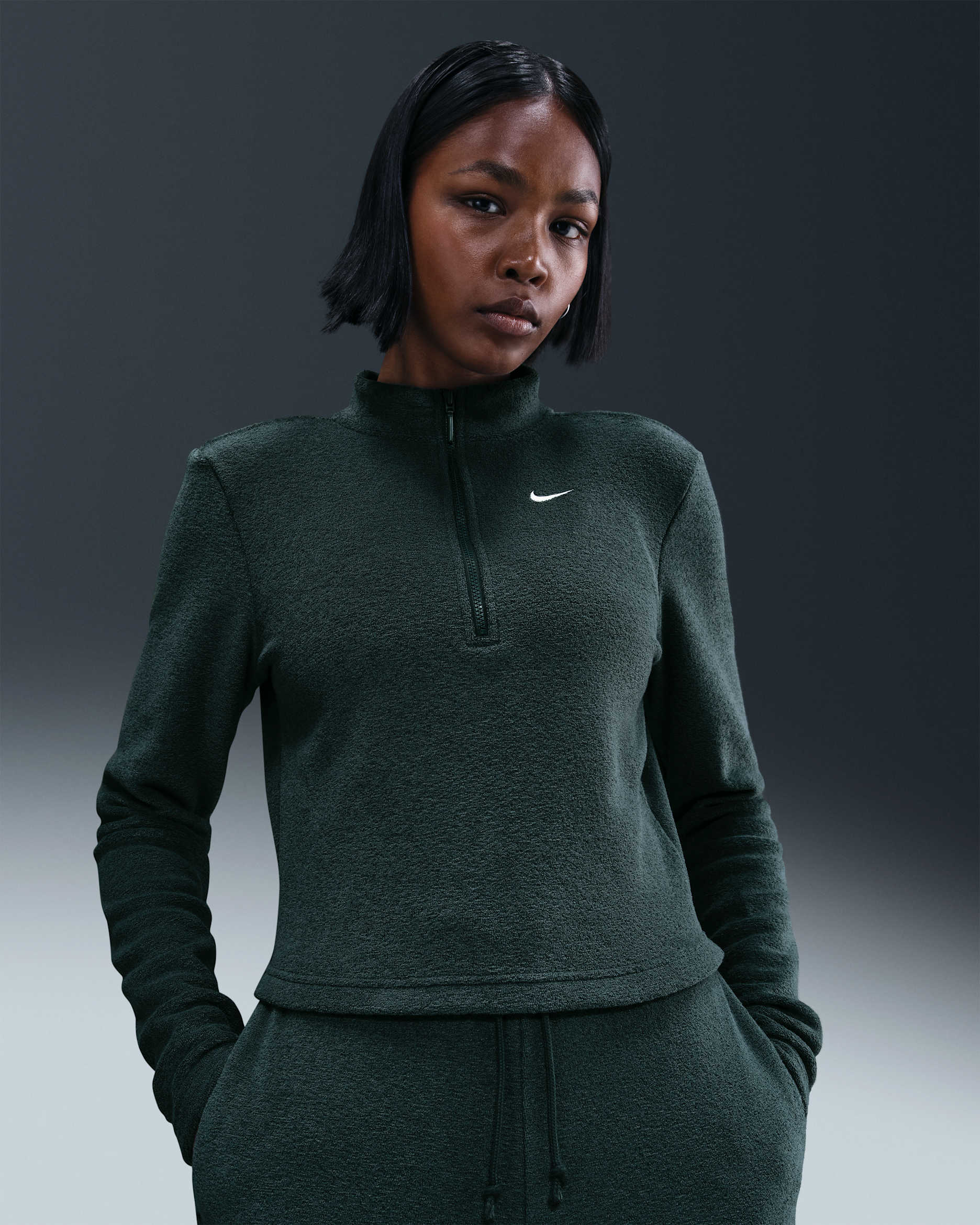 Nike Sportswear Phoenix Plush Women's Slim Long-Sleeve Cozy Fleece 1/2-Zip Top - Seaweed/Sail