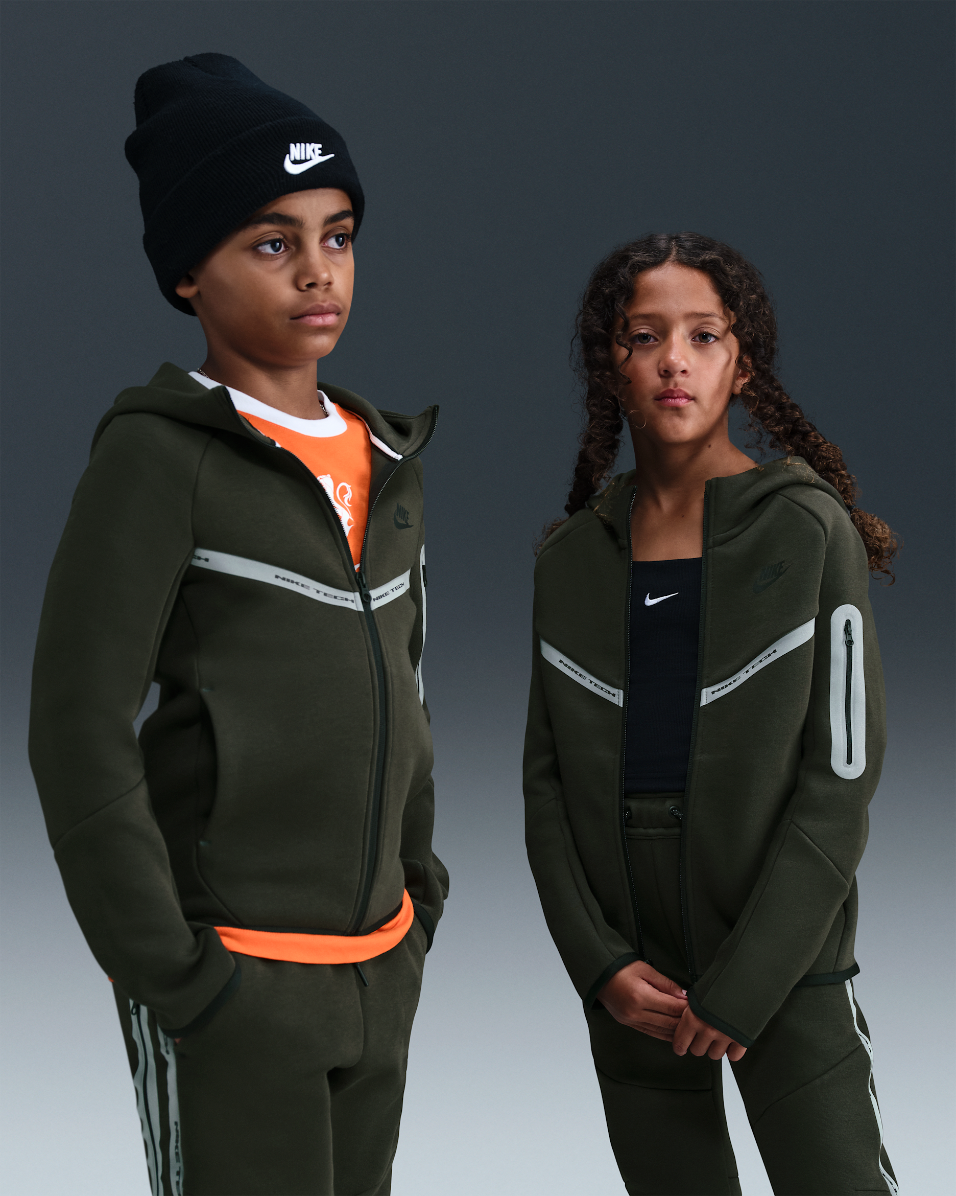 Nike Sportswear Tech Fleece Older Kids' (Boys') Full-Zip Hoodie with Reflective Accents - Sequoia/Black/Black