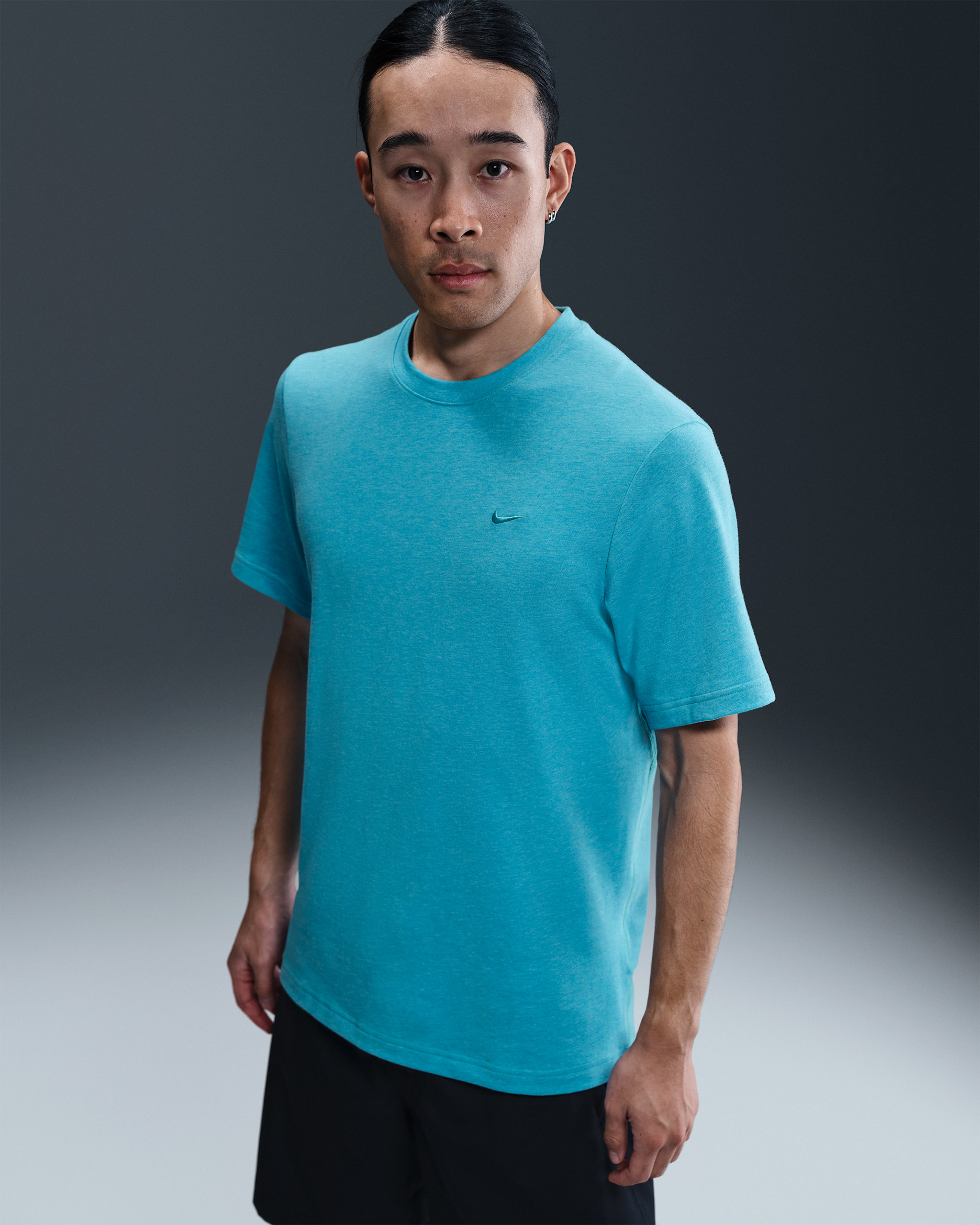 ナイキ Dri-FIT プライマリー メンズ トレーニング Tシャツ - ダスティーカクタス/ヘザー/ダスティーカクタス