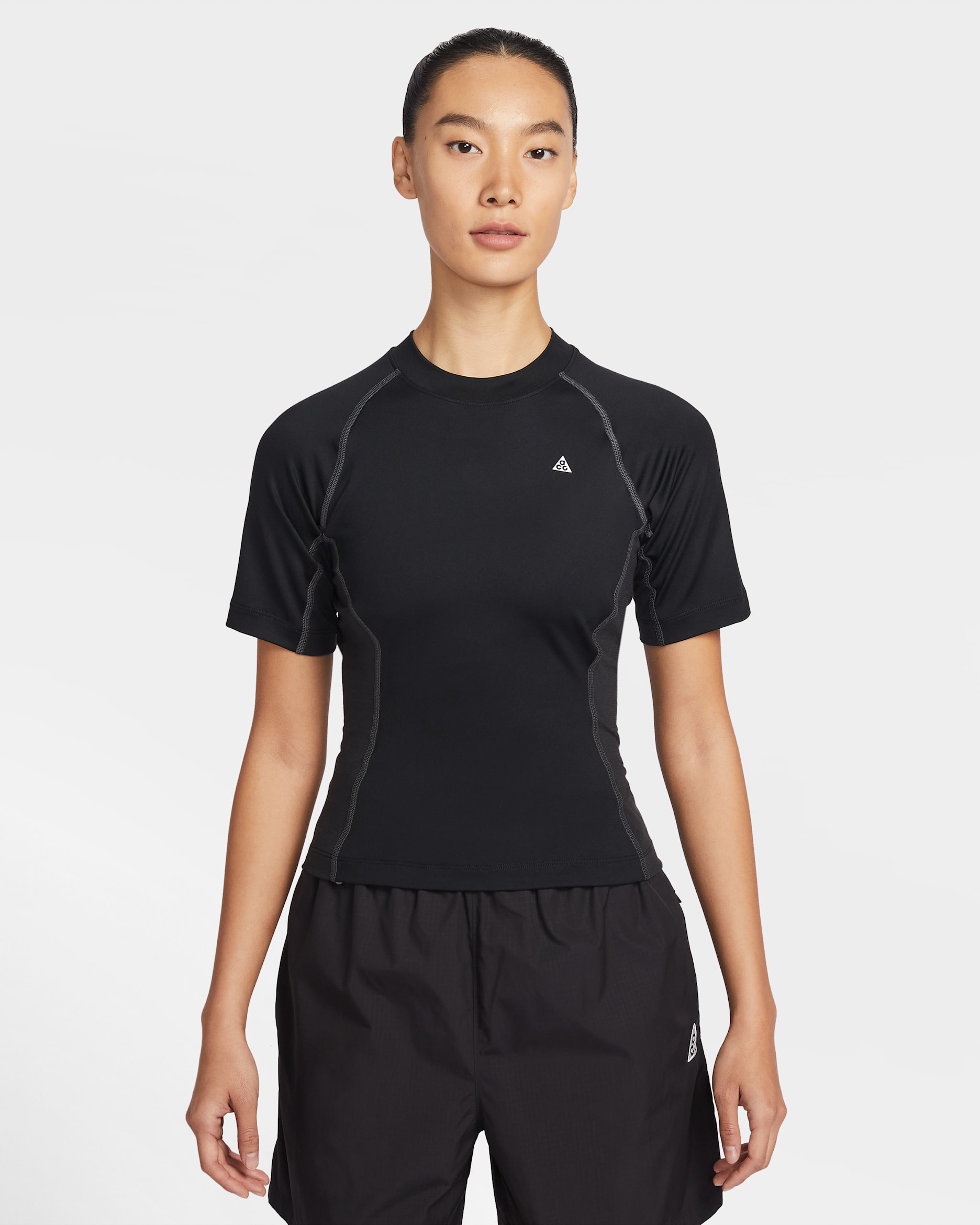Nike ACG "Wildsee" Women's Dri-FIT Short-Sleeve Base Layer Top - Black/Anthracite/Summit White