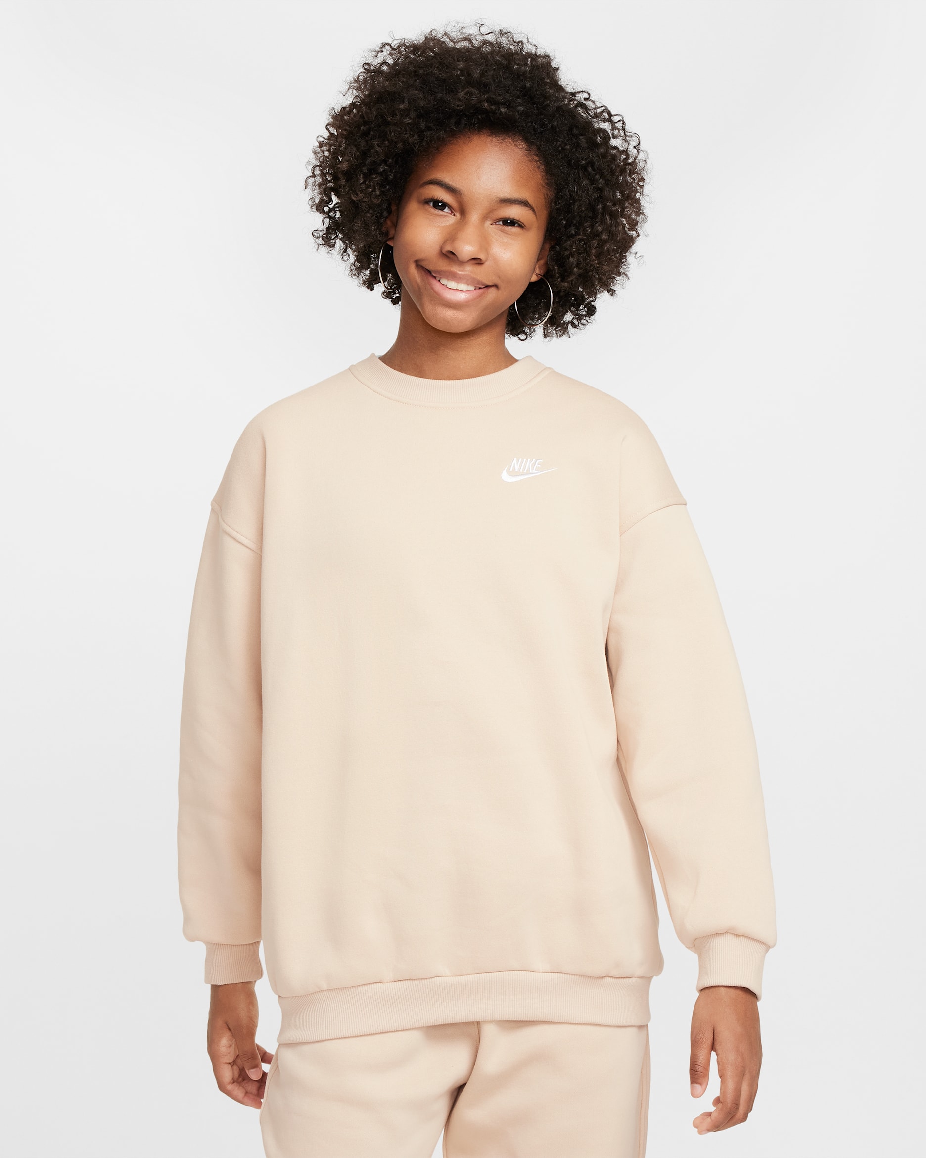 Nike Sportswear Club Fleece Big Kids' Oversized Sweatshirt - Sanddrift/White