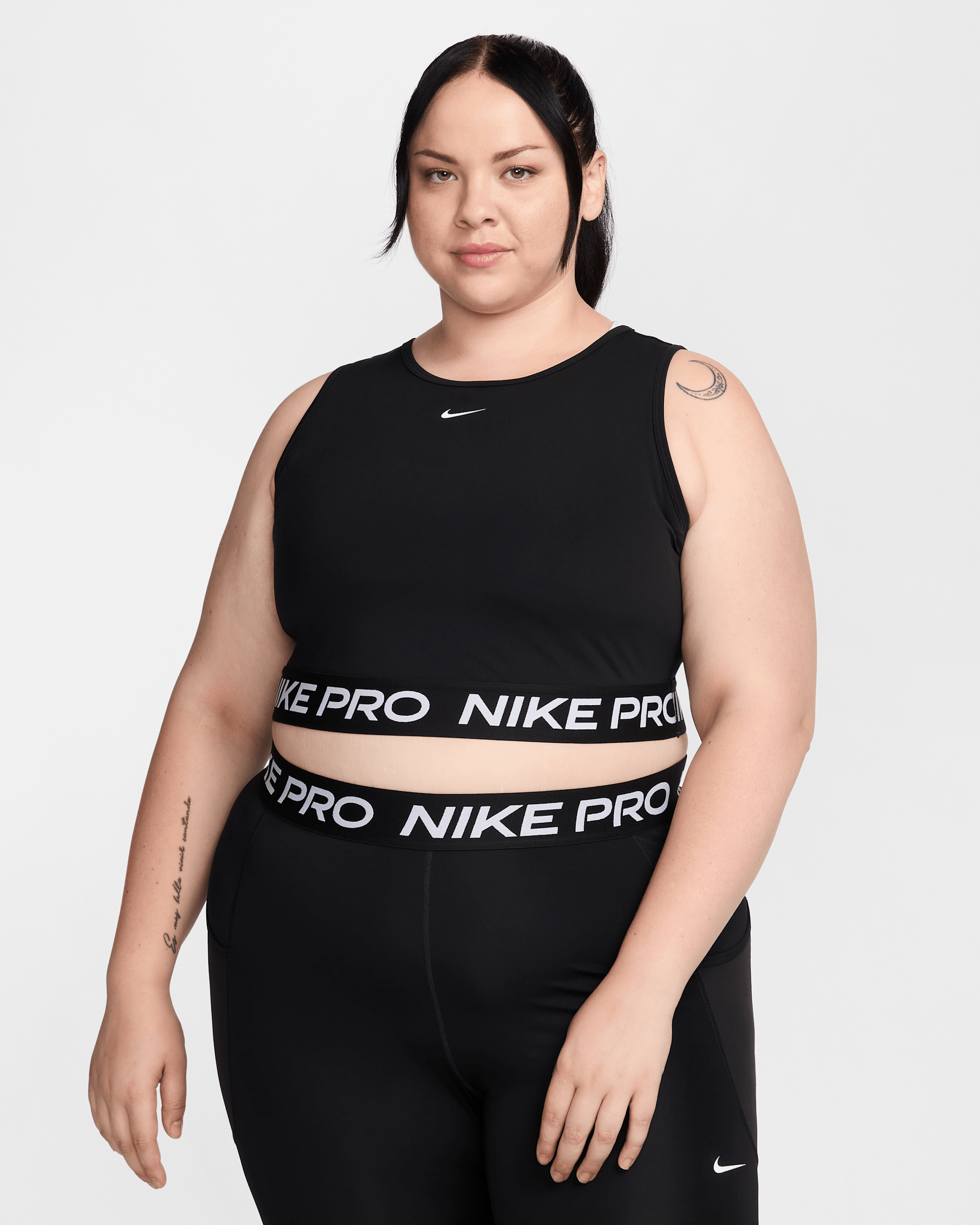 Nike Pro Women's Dri-FIT Cropped Tank Top (Plus Size) - Black/White