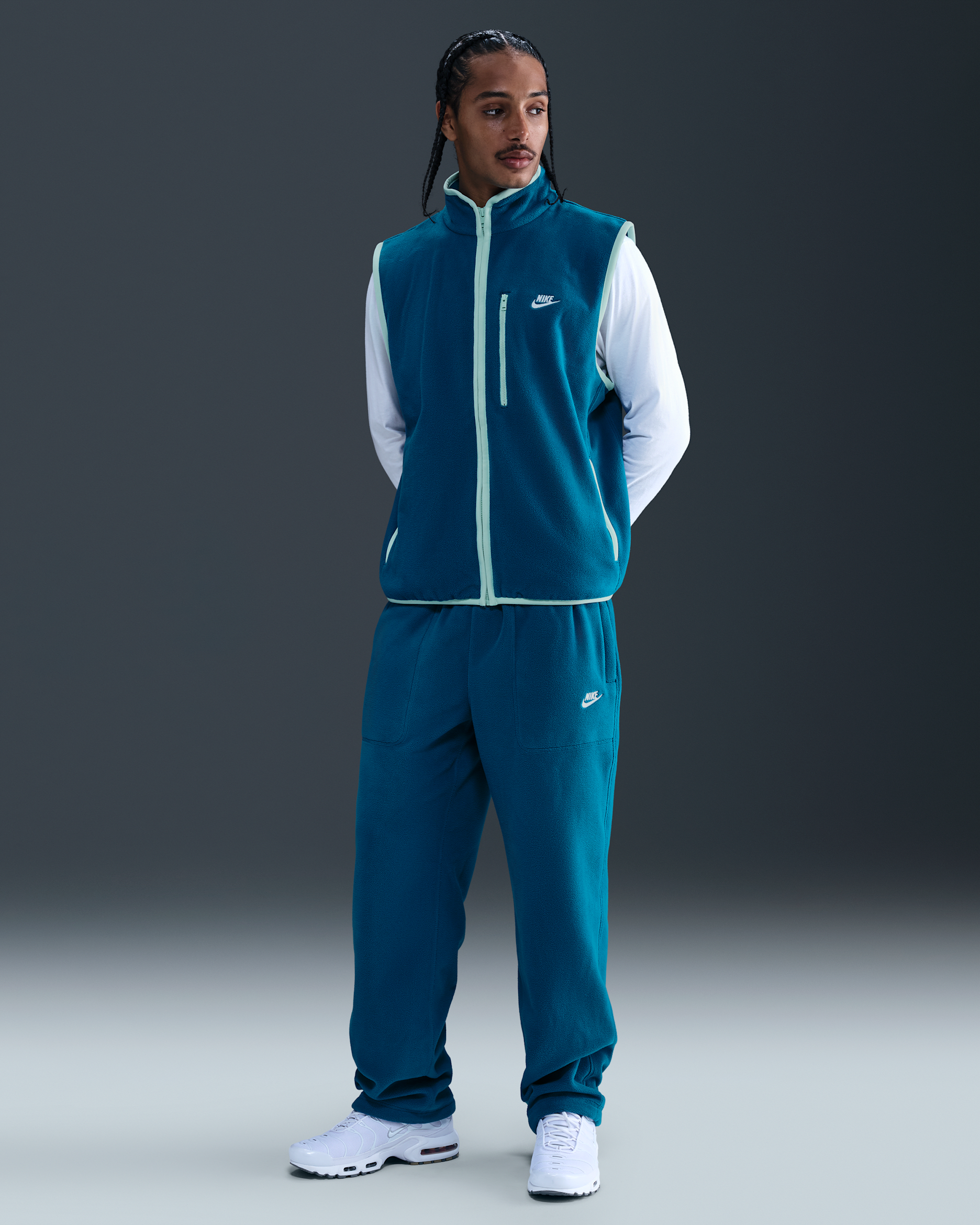 Nike Sportswear Club Men's Winterized Pants - Green Abyss/Mint Foam/White