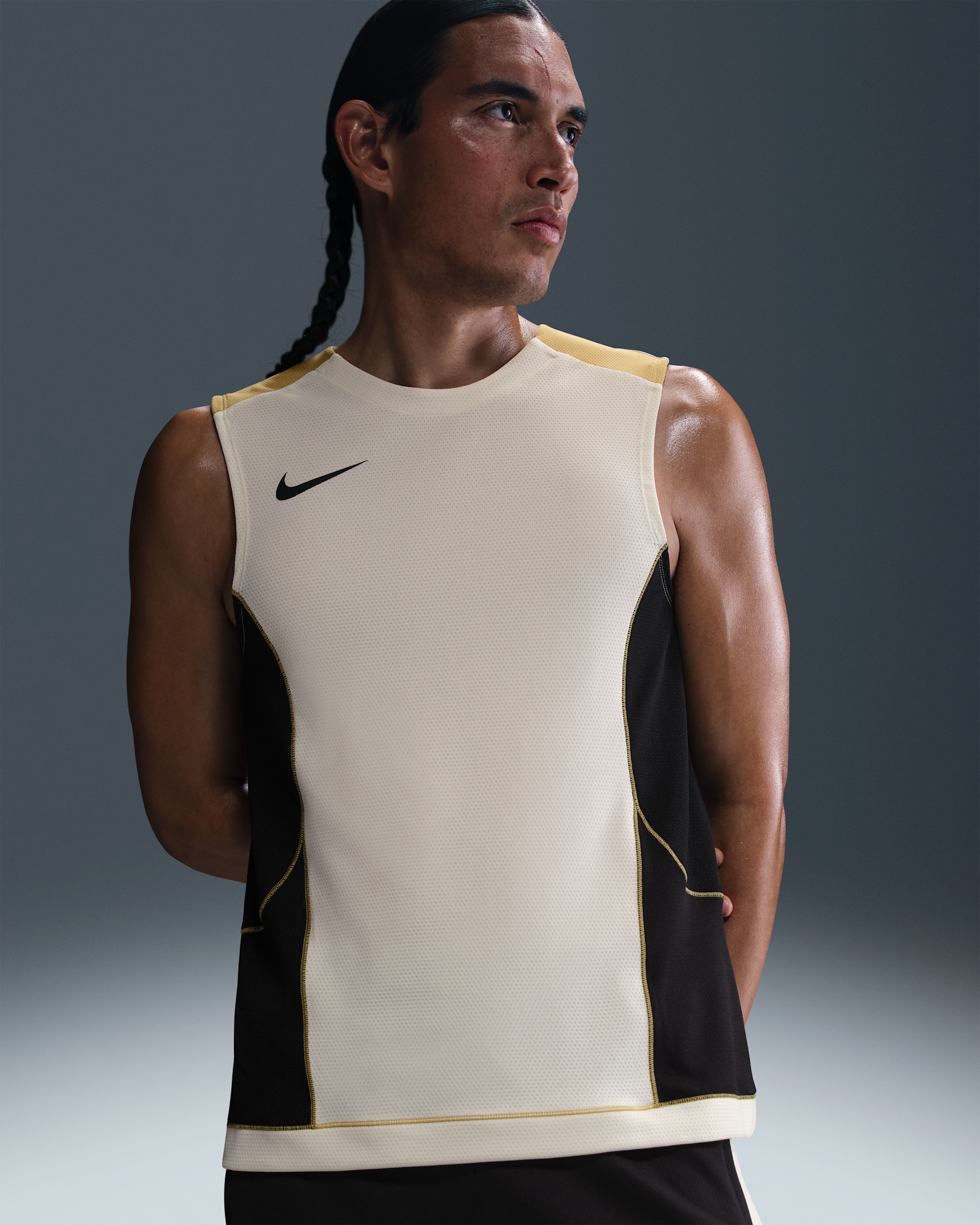 Ærmeløs Nike Strike+-Dri-FIT fodboldtrøje til mænd - Pale Ivory/sort/Jersey Gold/sort