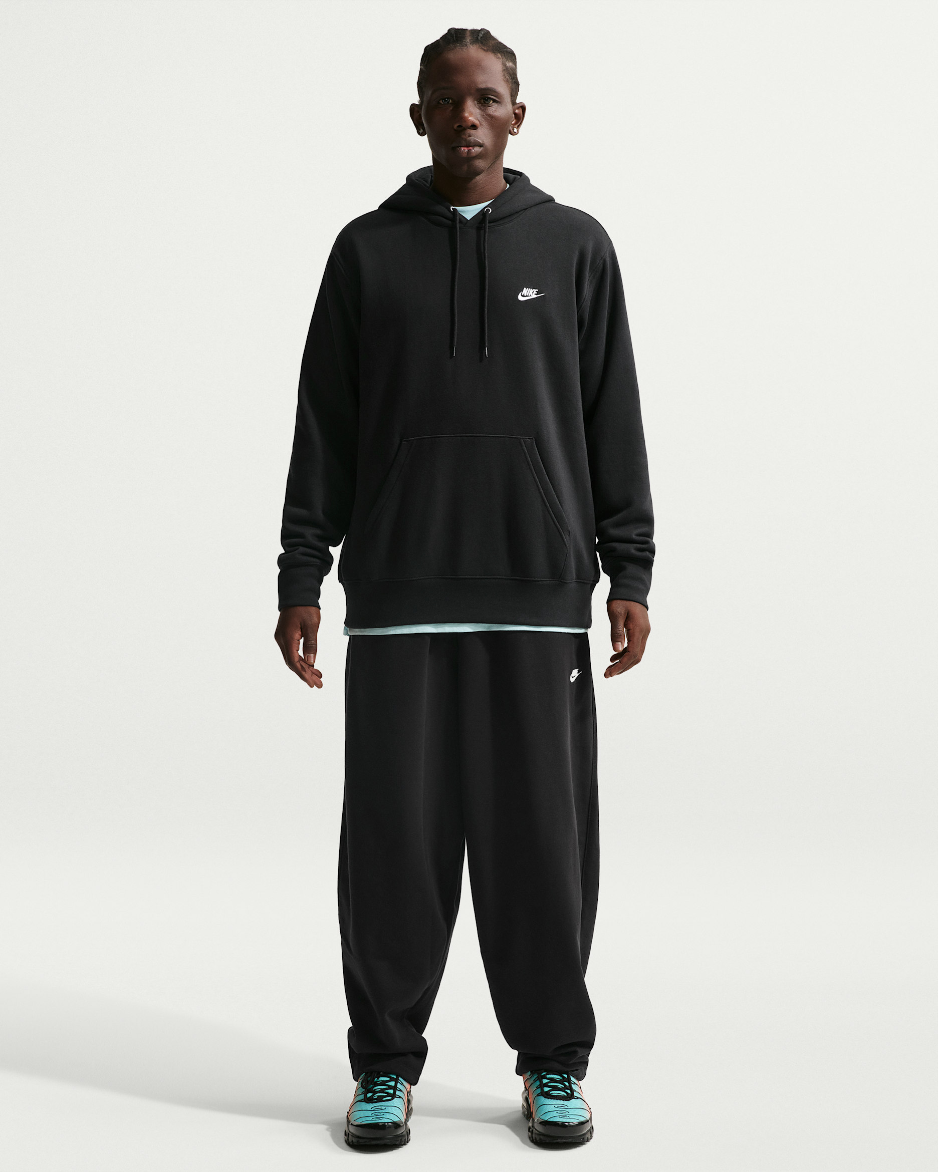 Nike Sportswear Club Oversize-Hose aus French-Terry (Herren) - Schwarz/Schwarz/Weiß
