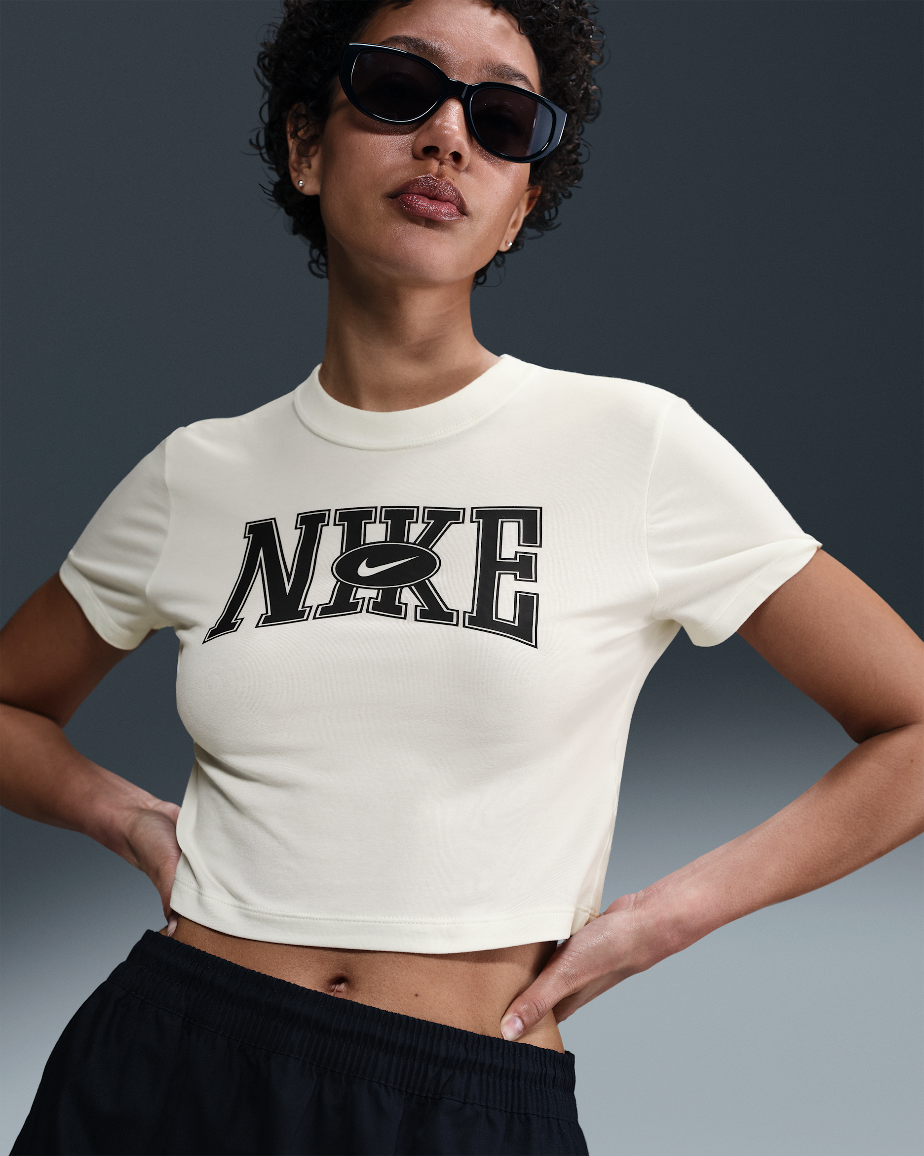 Nike Sportswear Women's Slim Cropped T-Shirt - Sail