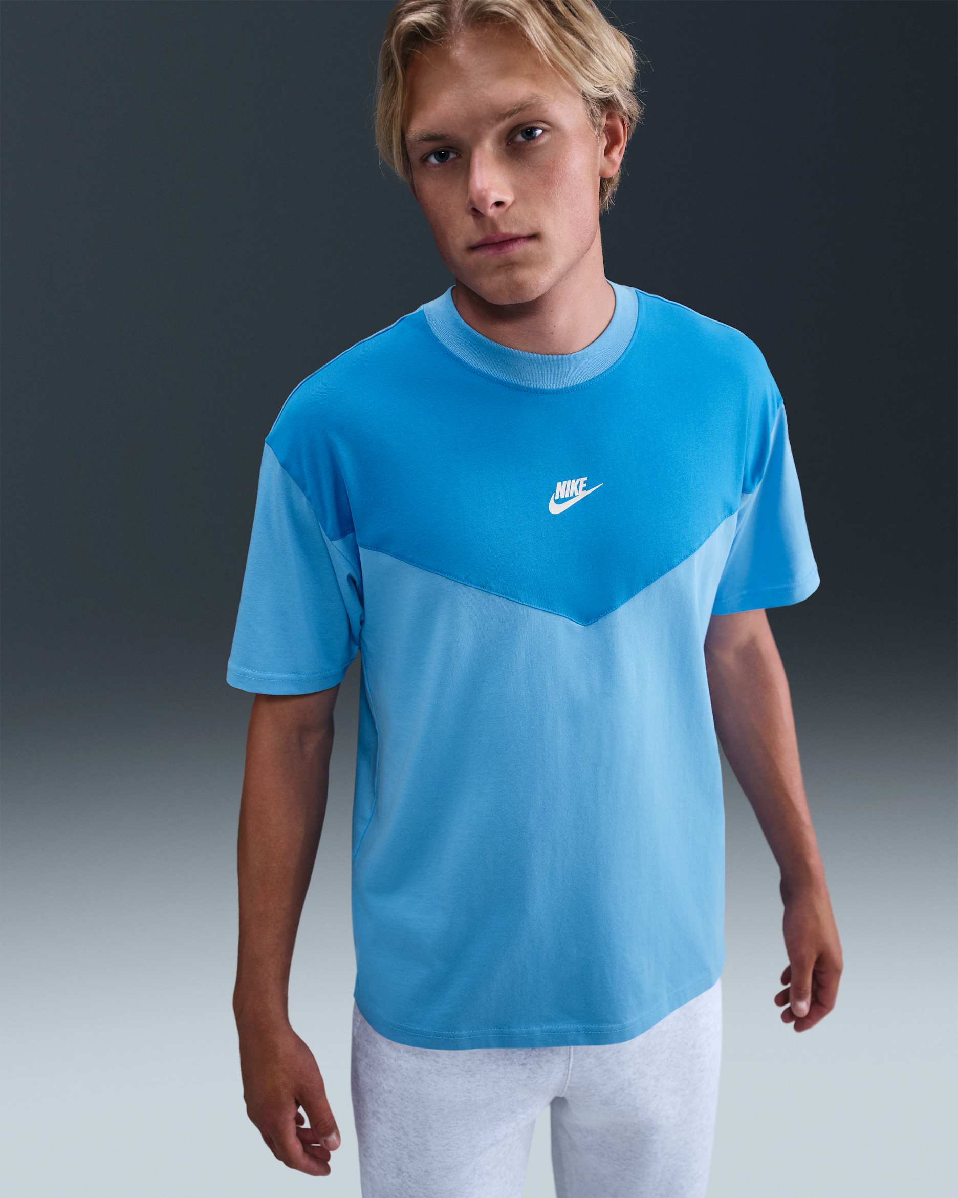 Pánské tričko Nike Sportswear - University Blue/Light Photo Blue/Photon Dust